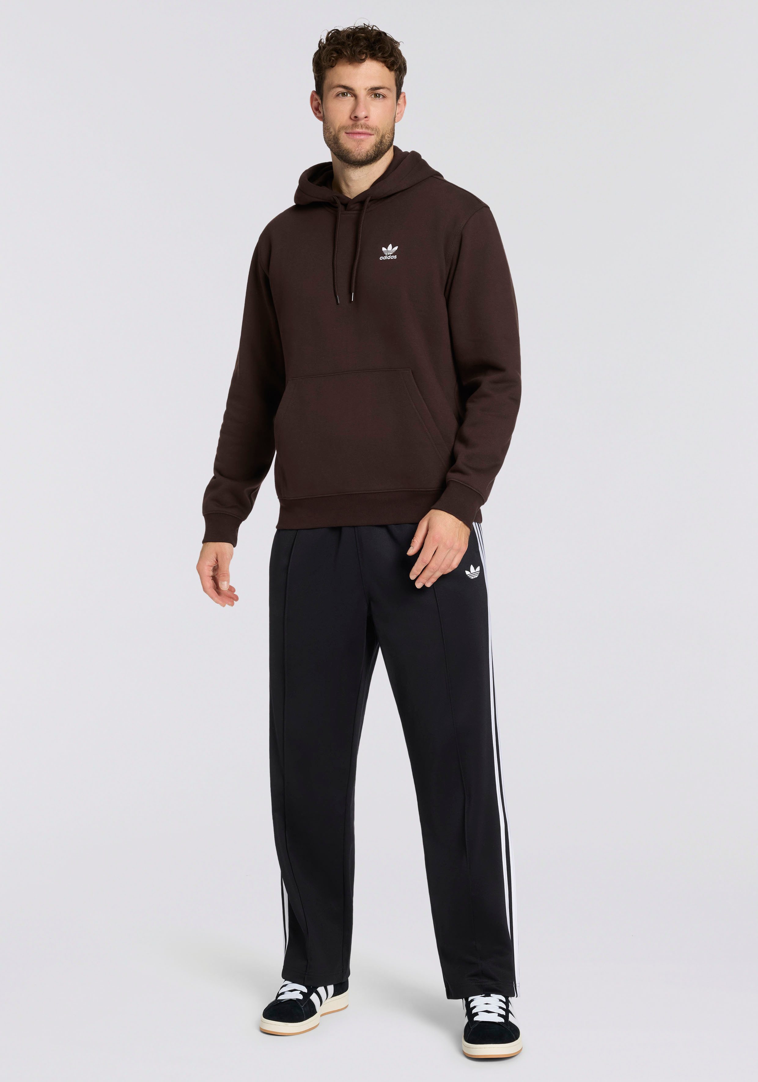 Zum Outfit 12