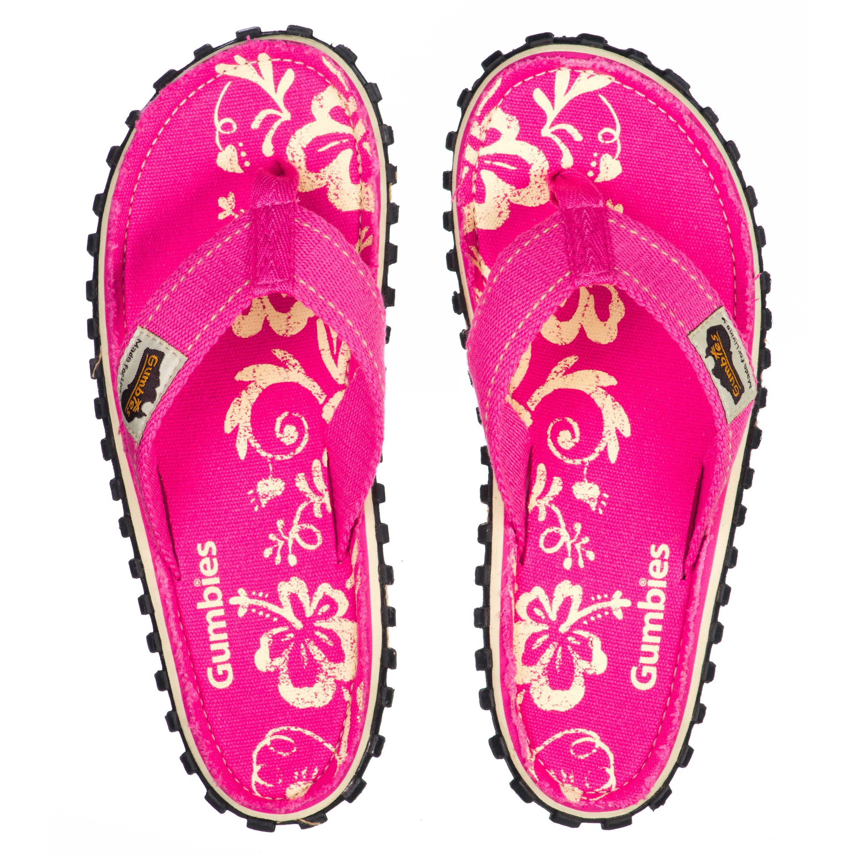 Gumbies Original Kids in Pink Hibiscus T-Strap-Zehentrenner aus recycelten Materialien hergestellt, stabile Gummisole