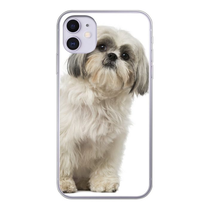 MuchoWow Handyhülle Ein Shih Tzu Hund posiert für die Kamera Handyhülle Apple iPhone 11 Smartphone-Bumper Print Handy
