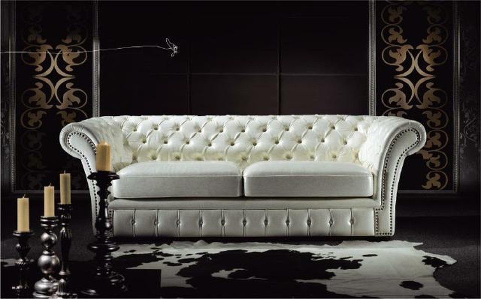 Xlmoebel Chesterfield-Sofa Luxuriöses Dreisitzer Sofa in Weiß für Ihr Wohnzimmer, 1 Teile, Made in Europa