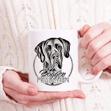 Cadouri Tasse DOGGEN FRAUCHEN - Kaffeetasse für Hundefreunde, Keramik, mit Hunderasse, beidseitig bedruckt, handgefertigt, Geschenk, 330 ml