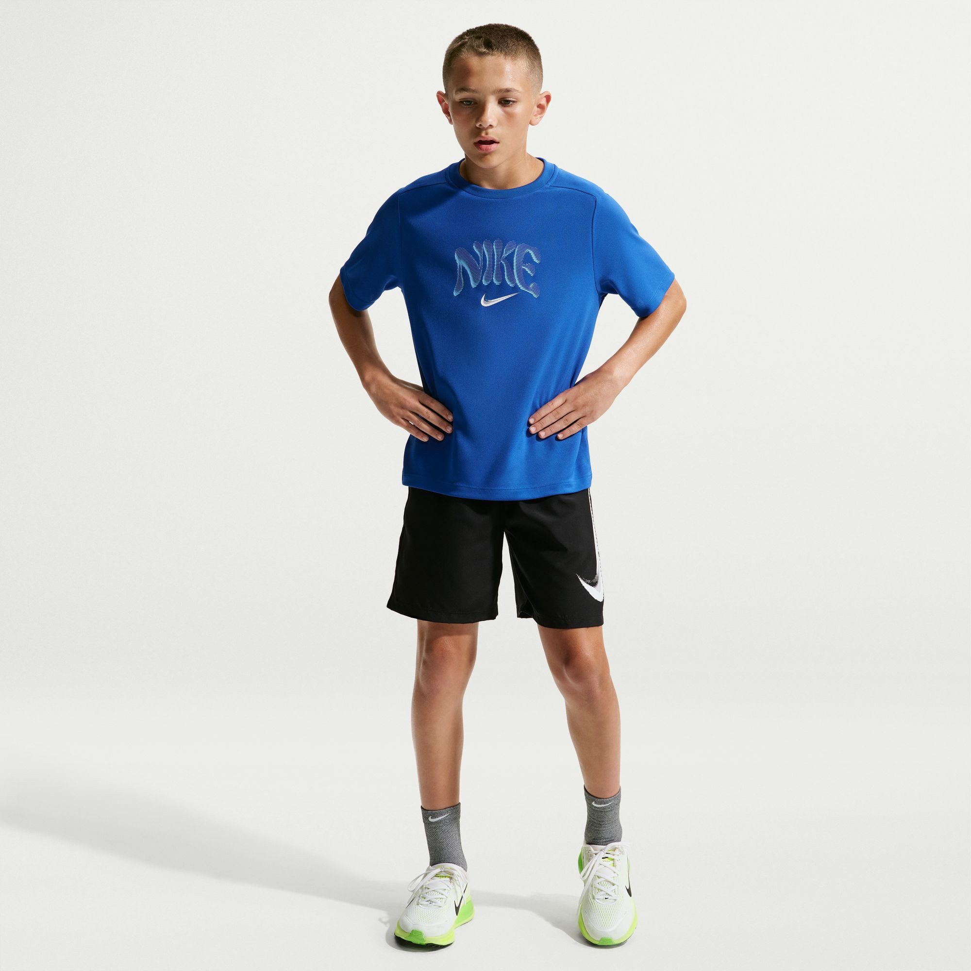 Nike Trainingsshirt Nike Multi Refresh Big Kids' (Boys) Top Für Kinder und Jugendliche – Bild 4 von 5