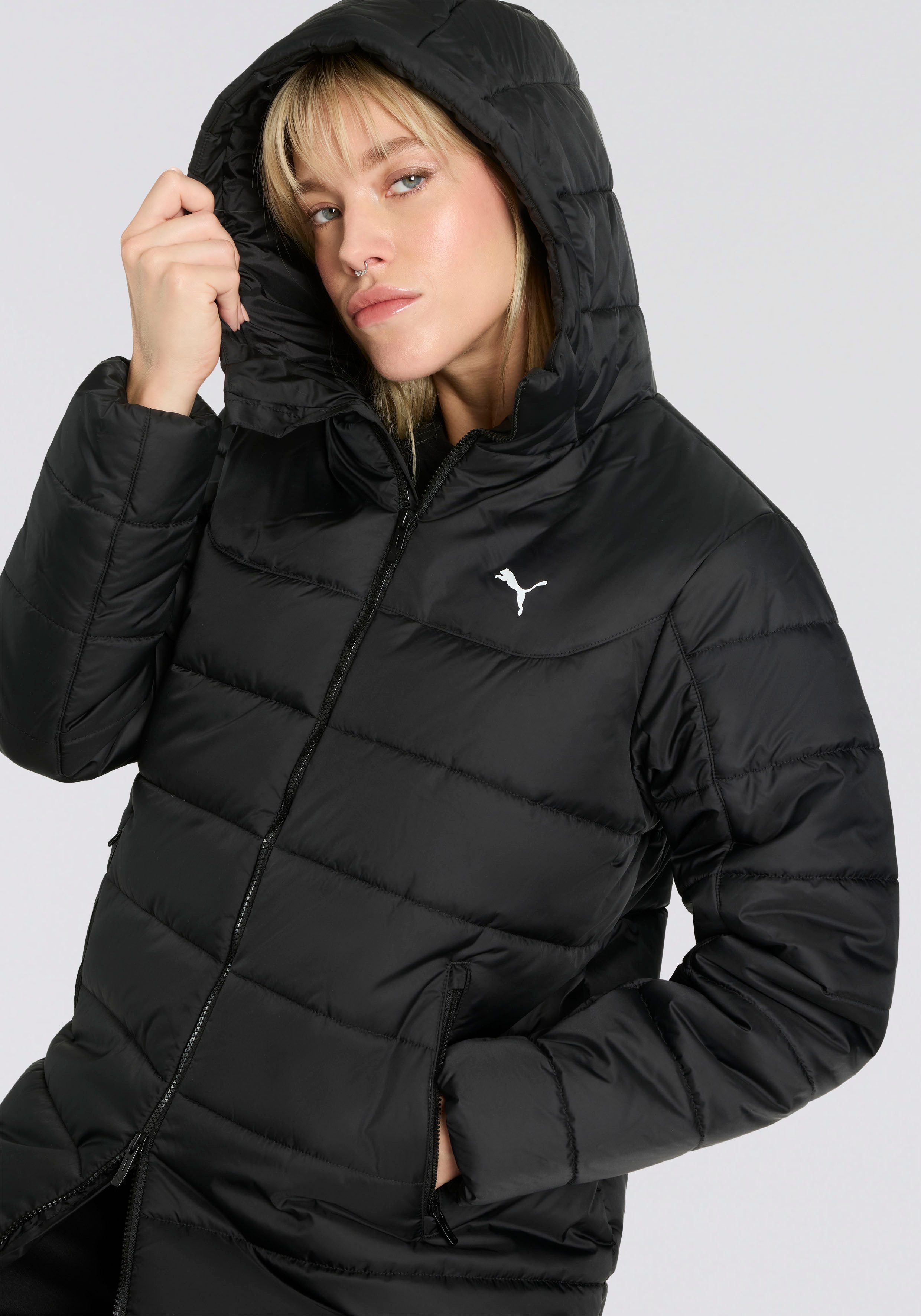 PUMA Winterjacke ESS HOODED PADDED PARKA wasserabweisendes Material, mit WarmCELL-Technologie, Regular Fit