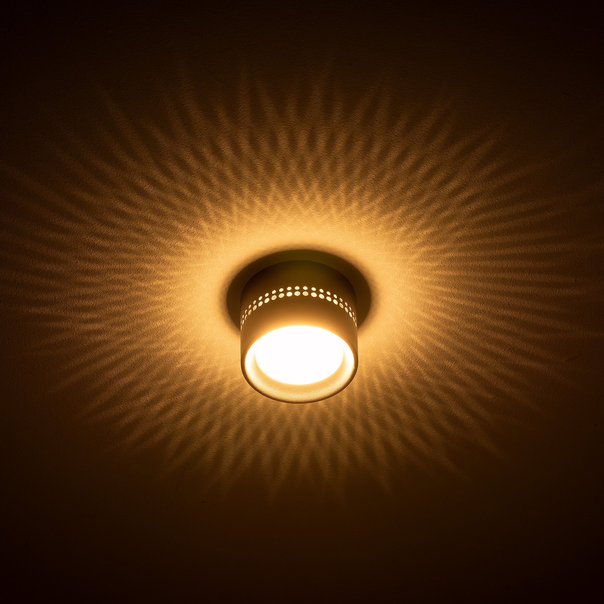 SSC-LUXon LED Aufbaustrahler ALAPI Deckenleuchte Spot schwarz inkl. GX53 LE günstig online kaufen