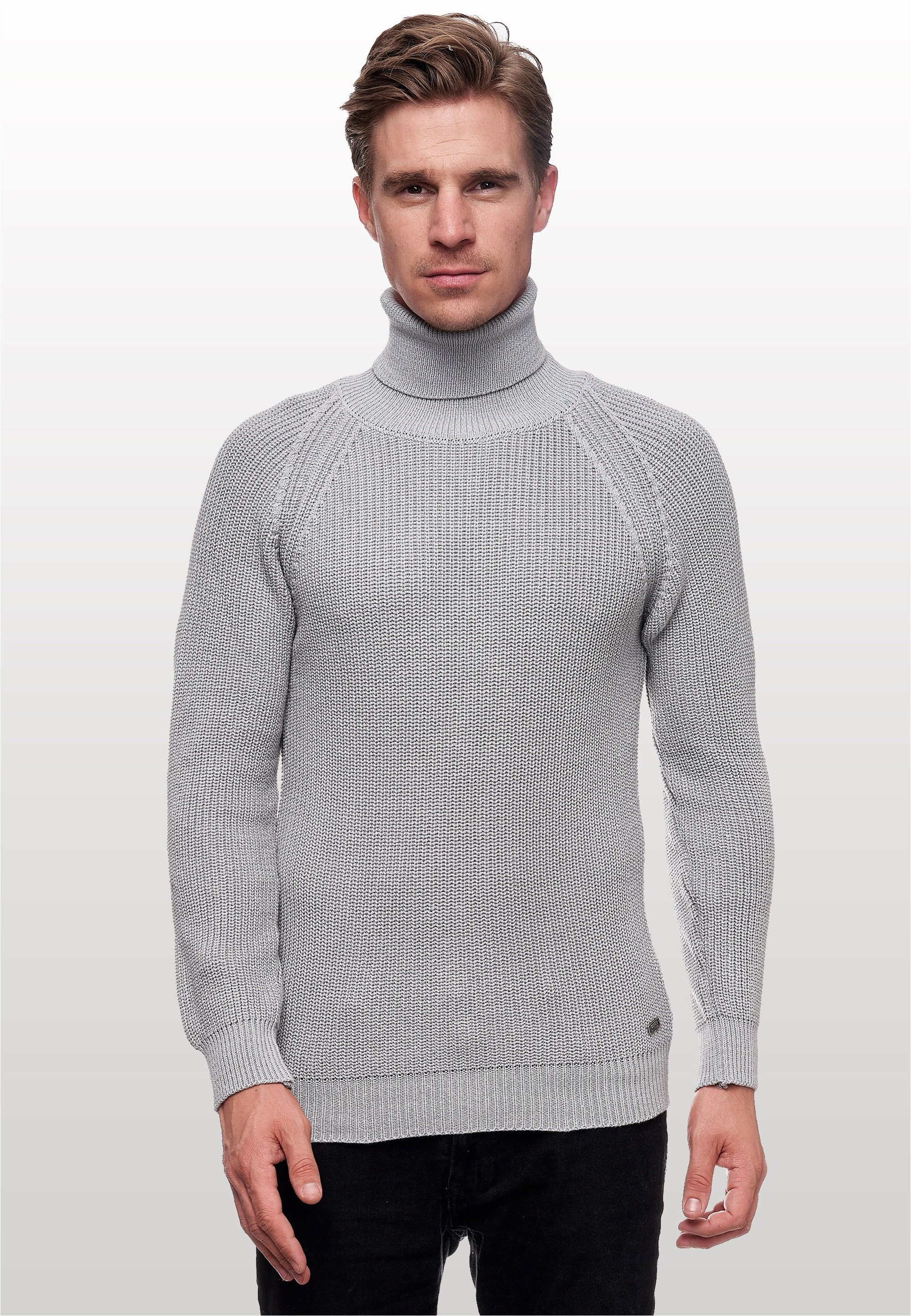 Rusty Neal Rollkragenpullover mit kuscheligem Rollkragen