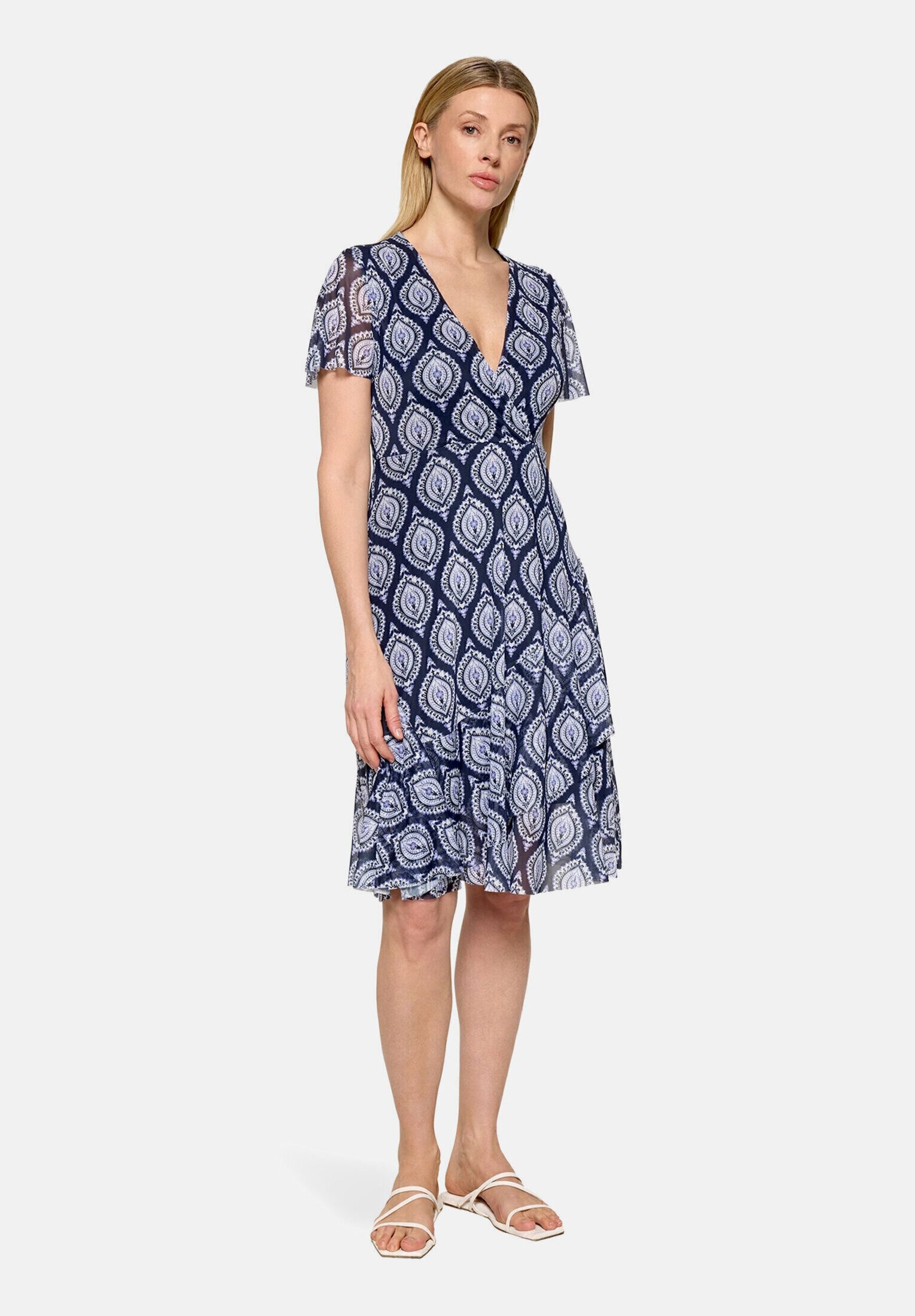 Cartoon Volantkleid Damen mit Rüschen