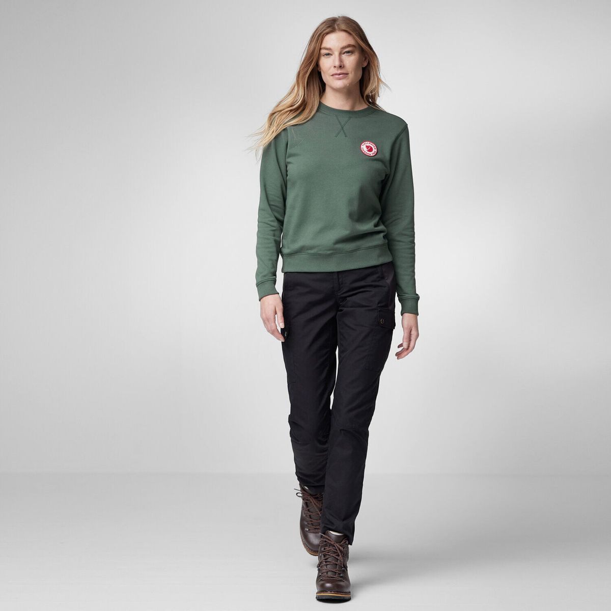 Fjällräven Sweatshirt 1960 Logo Badge Sweater W Komfortabler Damenpullover aus Bio-Baumwolle mit geripptem
