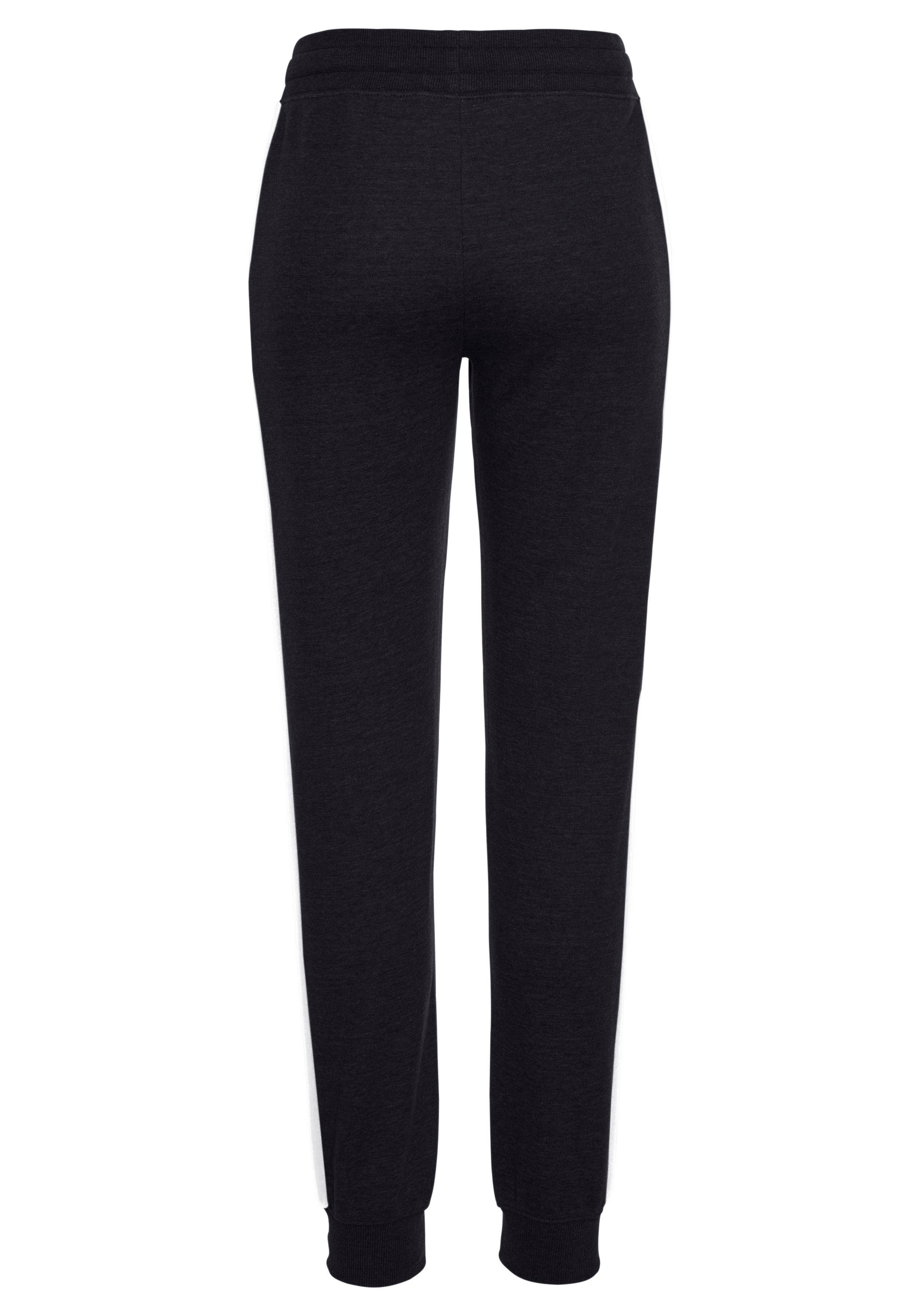 Bench. Loungewear Sweathose mit Seitenstreifen und schmalem Bein – Bild 4 von 5