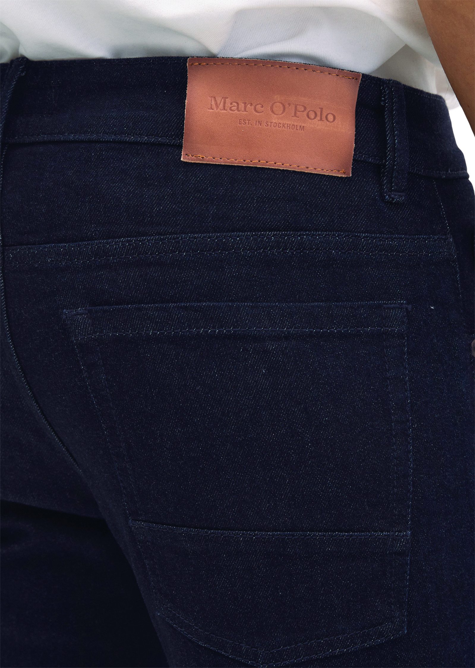 Marc O'Polo 5-Pocket-Jeans Model Sjöbo shaped aus Authentic Blue Stretch Denim – Bild 3 von 5