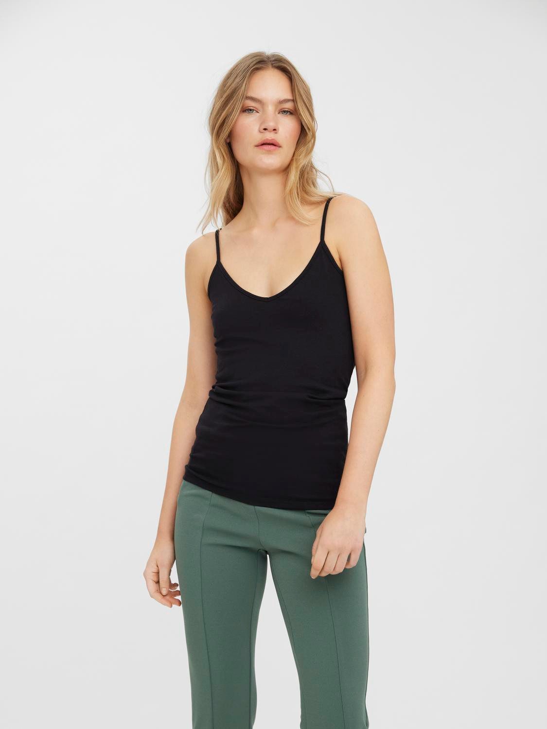 Vero Moda Spaghettitop VMMAXI MY SOFT V SINGLET 2PACK (2-tlg., 2er-Pack) Baumwollmischung, slim fit