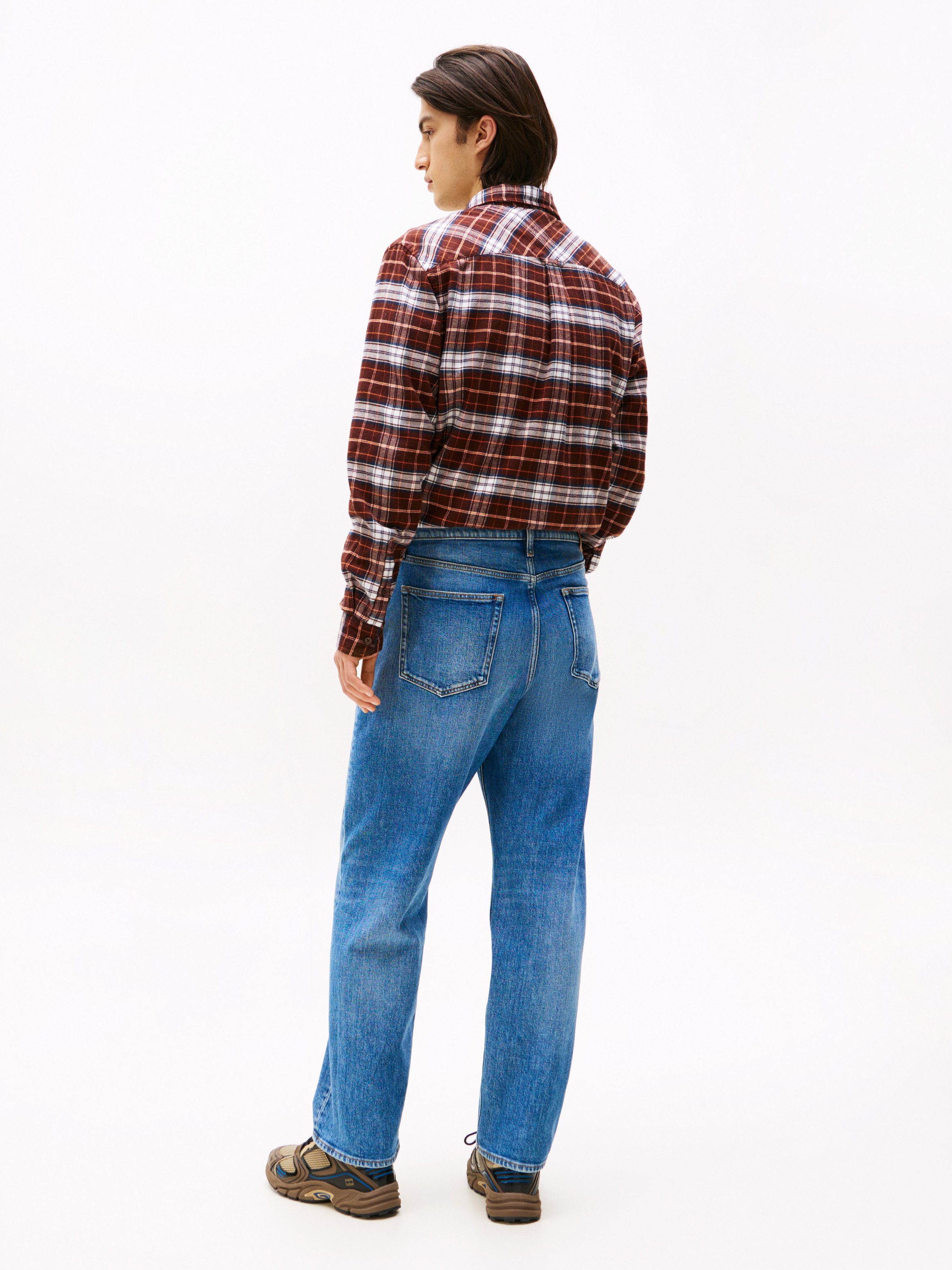 Tommy Jeans 5-Pocket-Jeans Sonny Regular Tapered mit dezenter Waschung