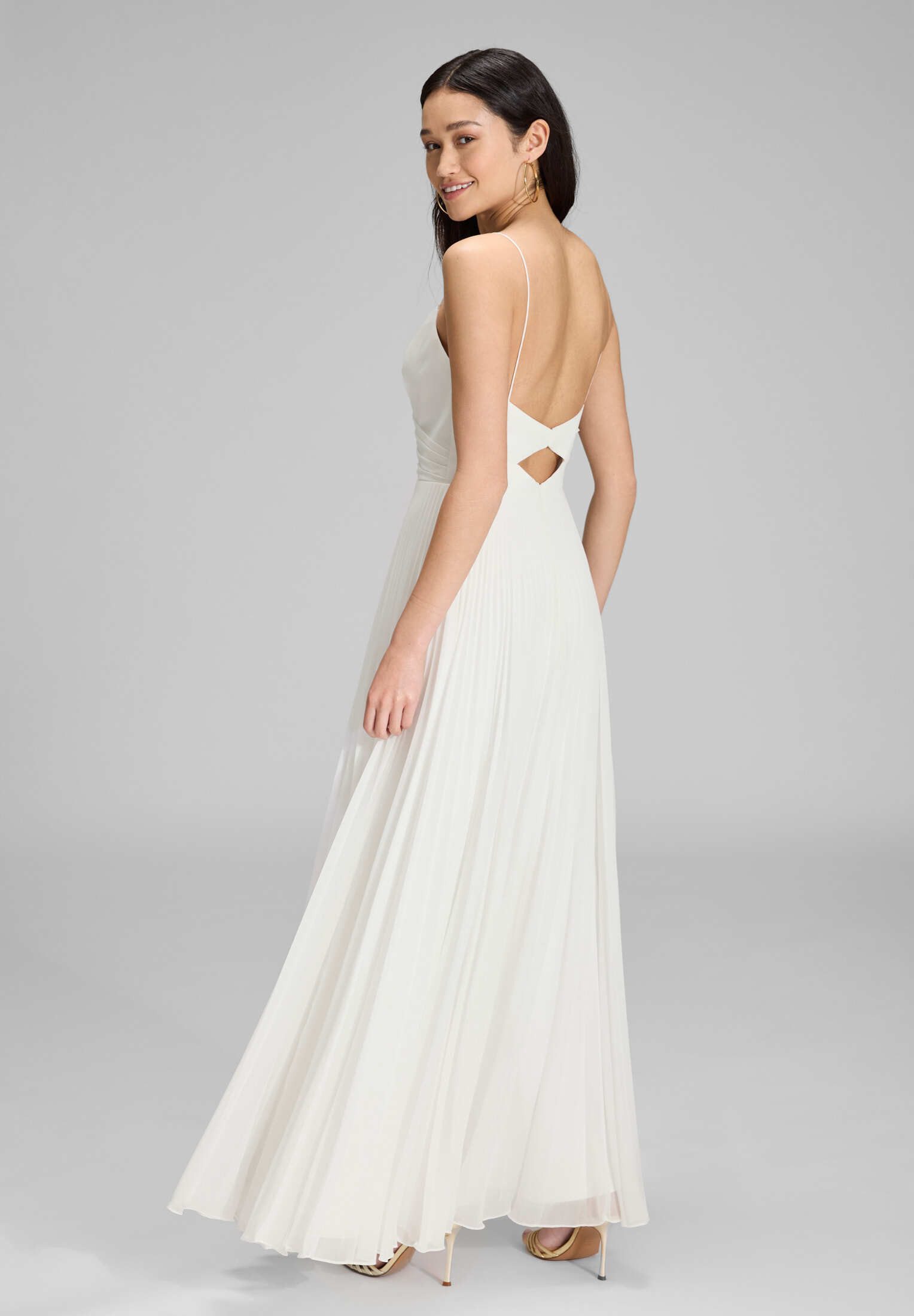 Hey Kyla Abendkleid - Chiffonkleid mit Plisseerock Taillierter Schnitt mit günstig online kaufen