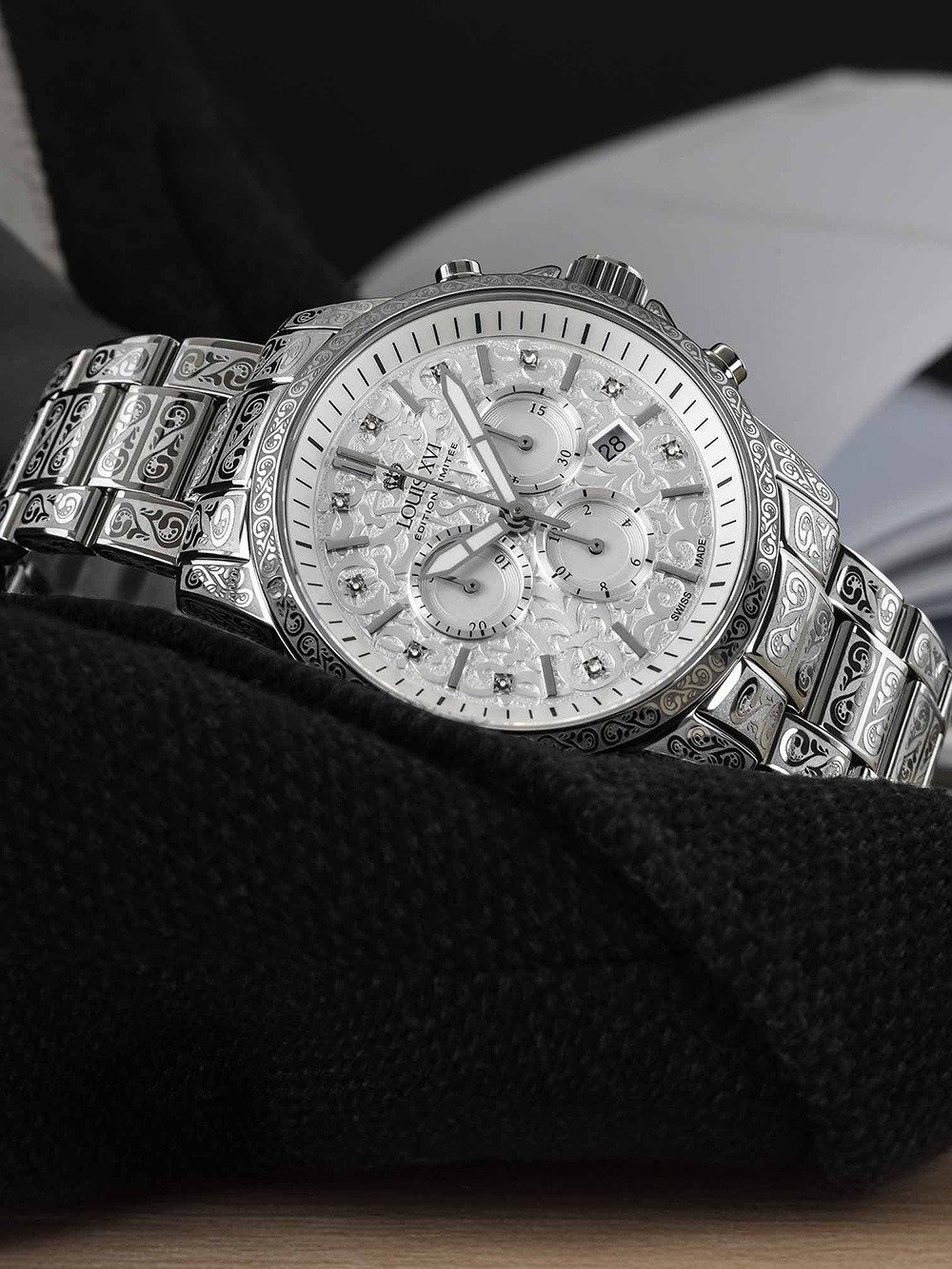 LOUIS XVI Quarzuhr Louis XVI LXVI1821 Herrenuhr Palais Royale Chronograph 43mm 10ATM Louis XVI LXVI1821 Herrenuhr Palais Royale Chronograph 43mm 10ATM