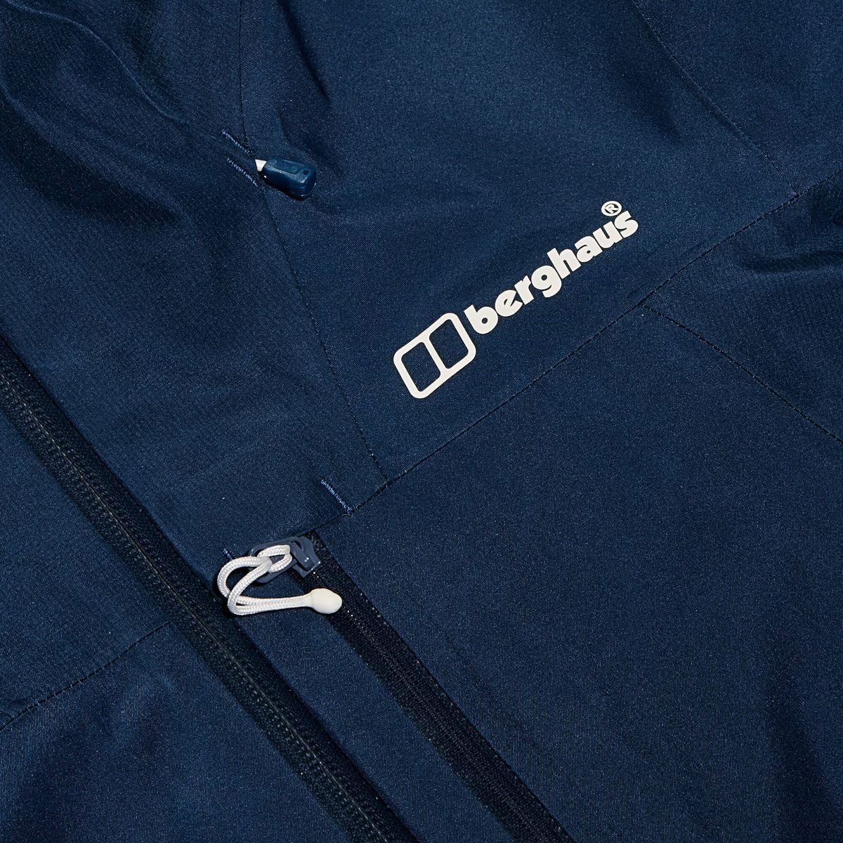 Berghaus Outdoorjacke Wasserdichte Ridge-Seeker Damen-Gore-Tex Jacke - Blau Vielseitige Damenjacke aus Gore-Tex für optimalen Wetterschutz bei