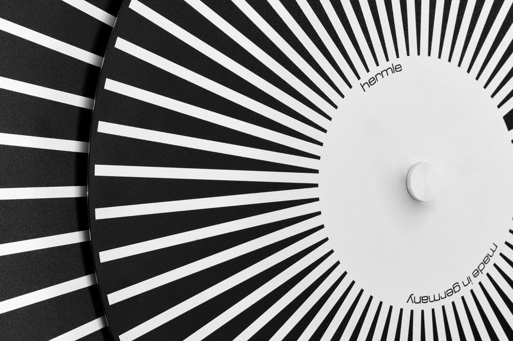 Hermle Wanduhr Wanduhr Quarzwerk Schwarz - Hermle Modell: 30930-742100