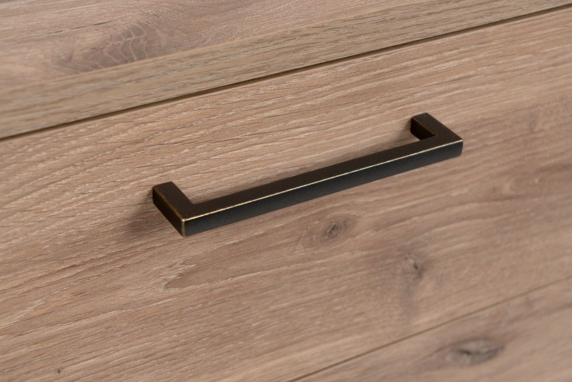 Finori Sideboard Kommode Wellington, mit 3D-Reliefoptik, Schwedeneiche