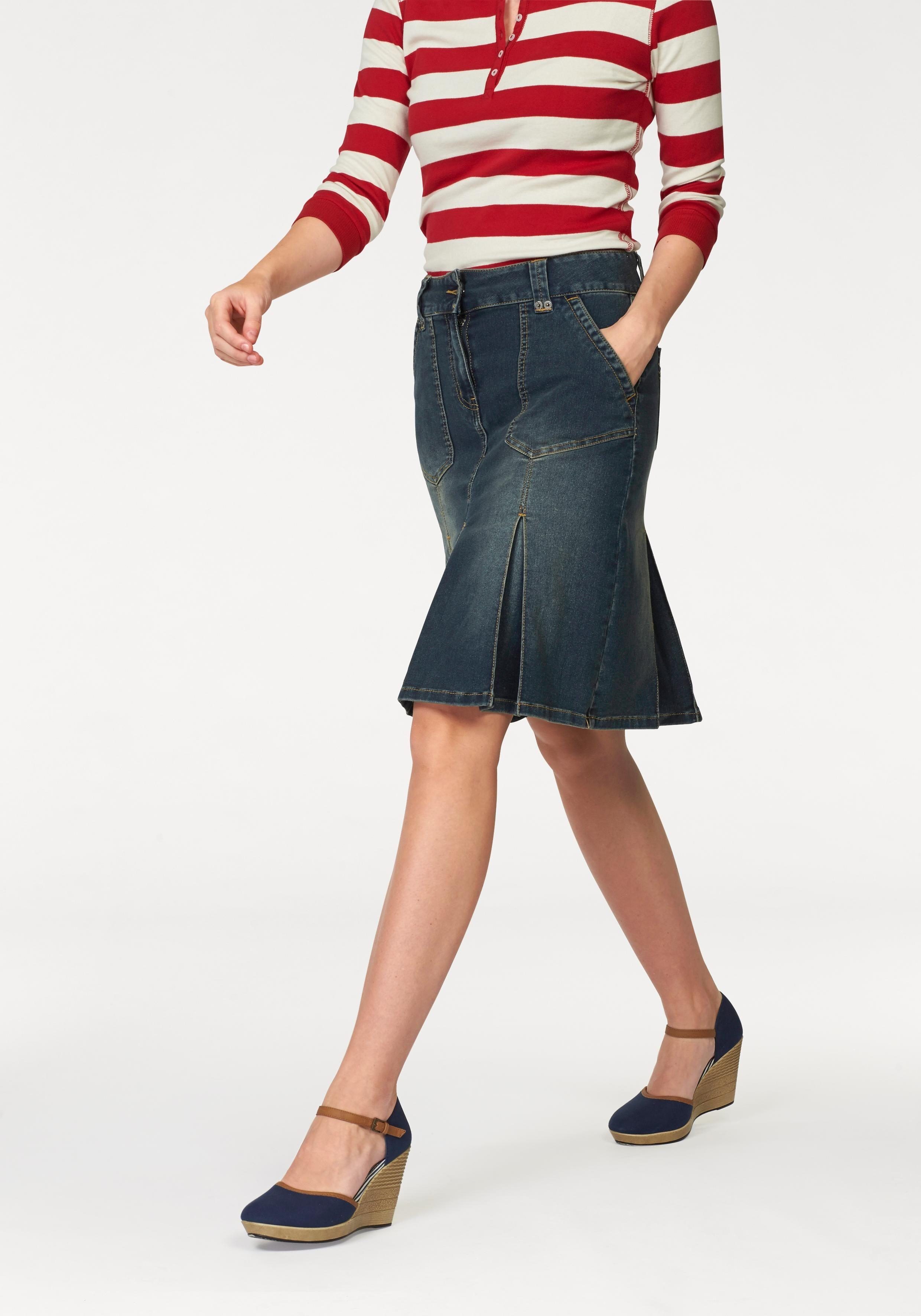 Aniston mit CASUAL Jeansrock eingelegten Falten