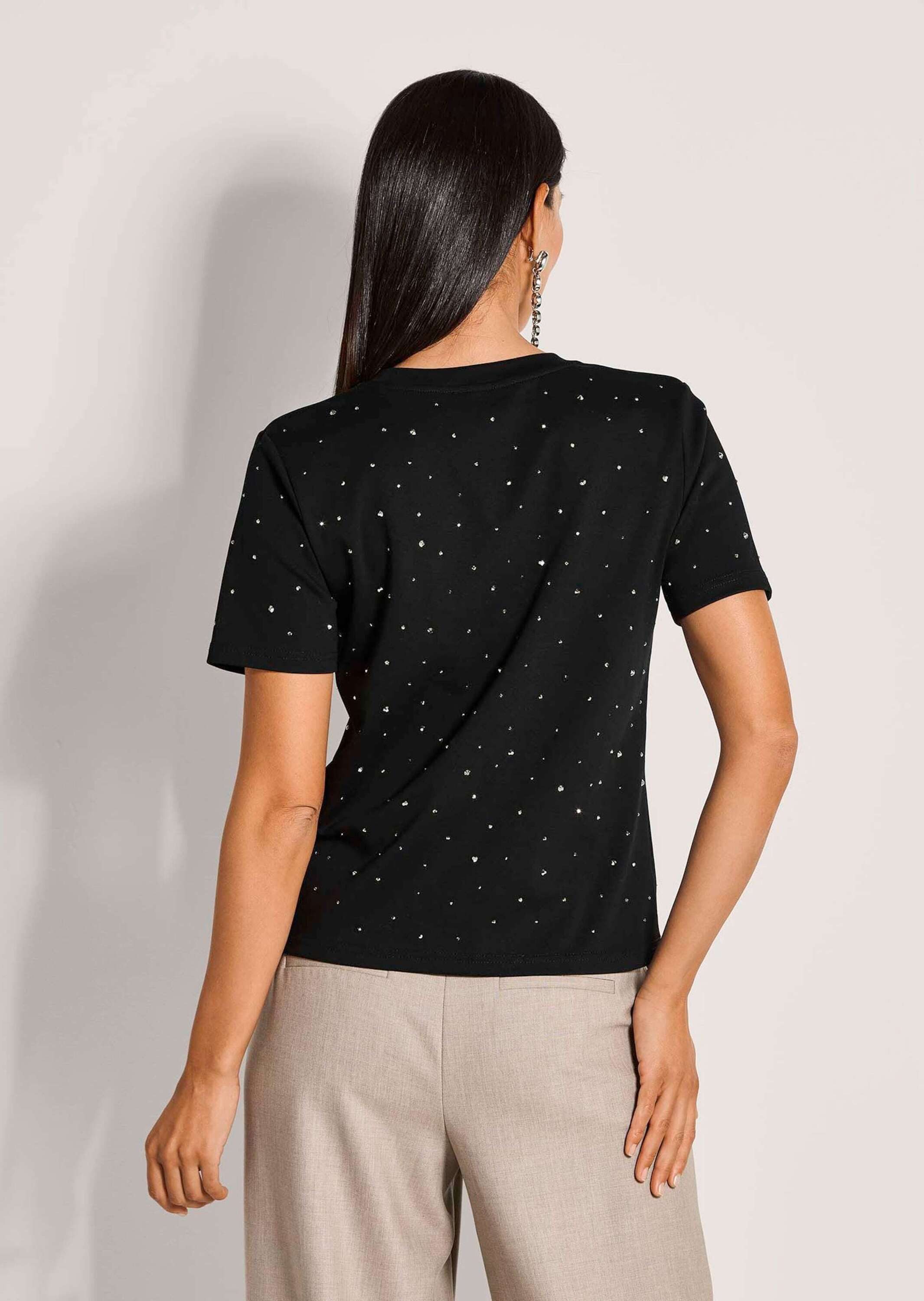 MADELEINE Kurzarmshirt Luxuriöses Shirt mit Strassakzenten Rundhals, funkelnde Details und kurze Ärmel