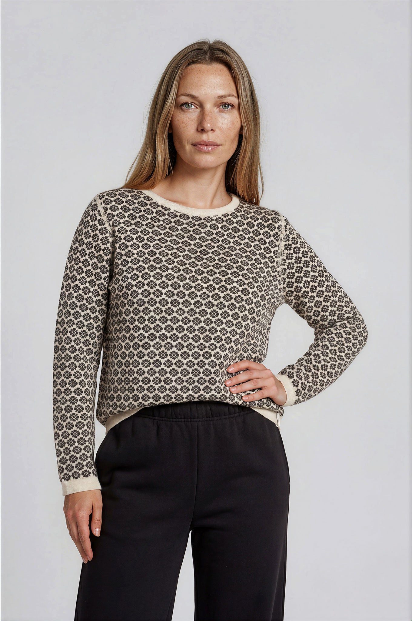 Himalaya Clothing Strickpullover Damen Relaxed Fit Sweater Langarm casual Jacquardmuster Mit Rundhalsausschnitt und Streifendetail, nachhaltig & pflegeleicht