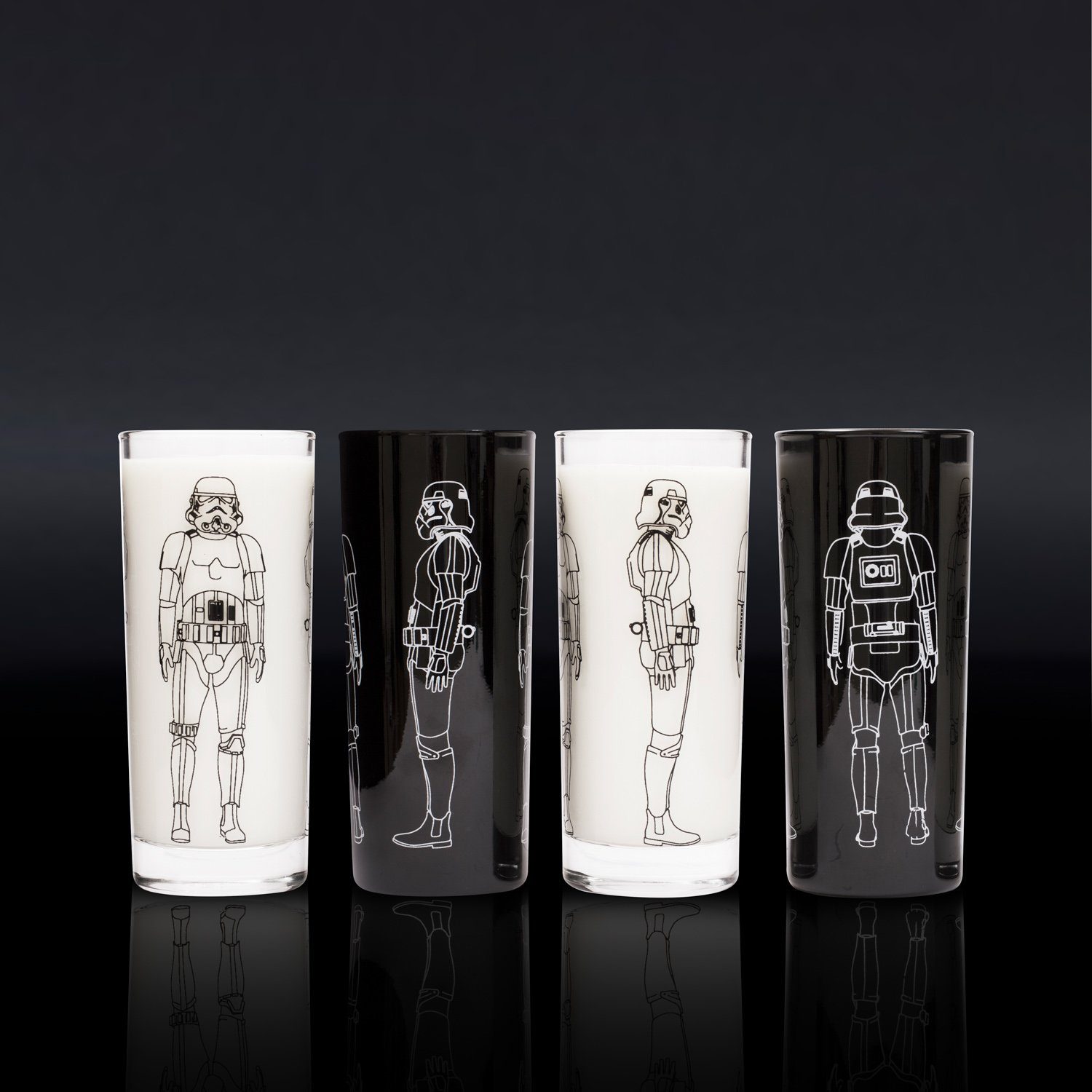 Thumbs Up Скло-Set Original Stormtrooper - 4 Trinkgläser (2x schwarz, 2x transparent), Lizenzprodukt