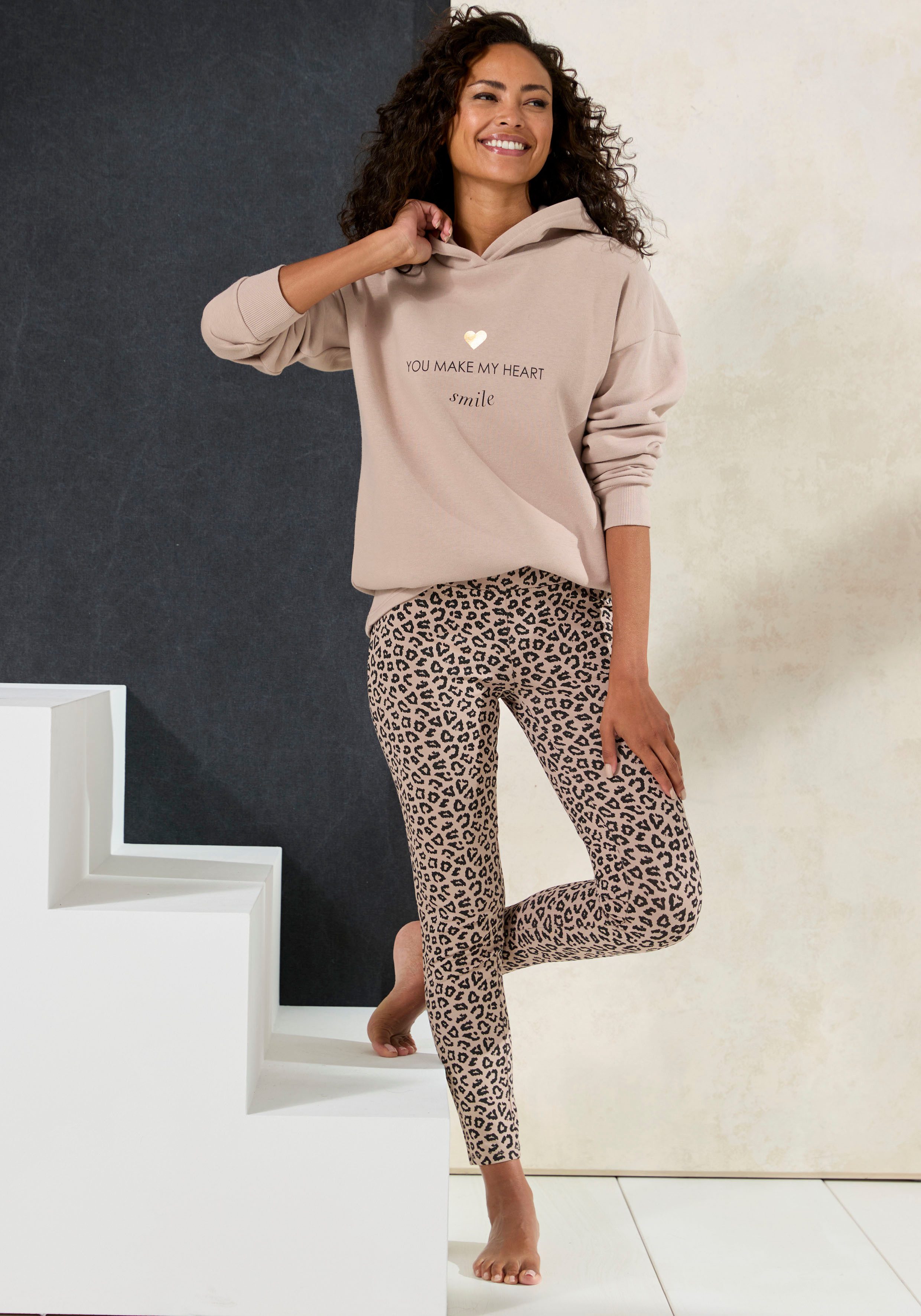 LASCANA Leggings Sweatleggings mit breitem Bündchen im Leo-Print, Loungewear