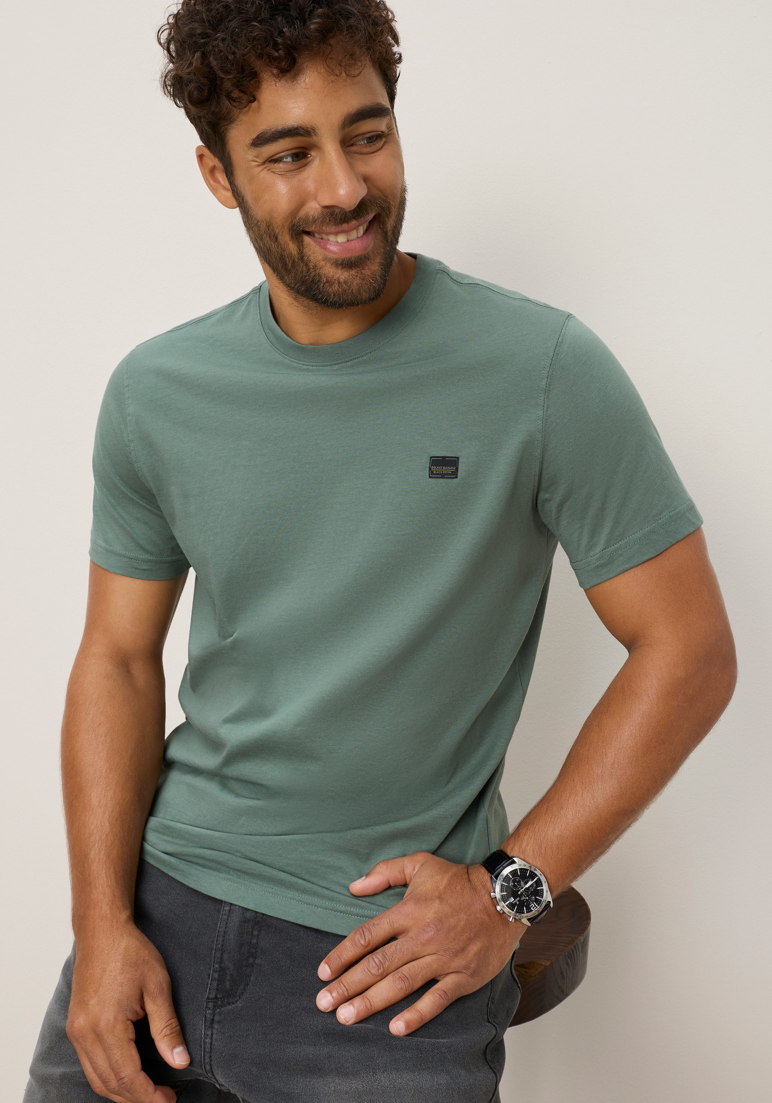 Bruno Banani T-Shirt (Set, 2-tlg) im 2-teiligen Set, mit Rundhalsausschnitt, unifarben
