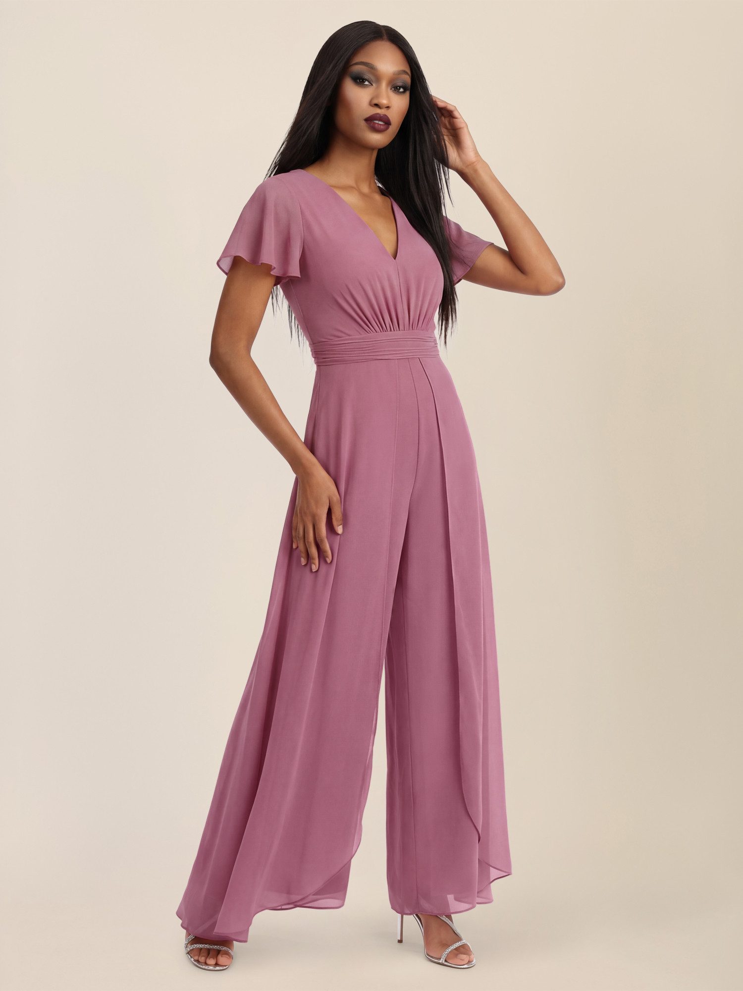 Apart Jumpsuit mit fließendem Beinverlauf günstig online kaufen