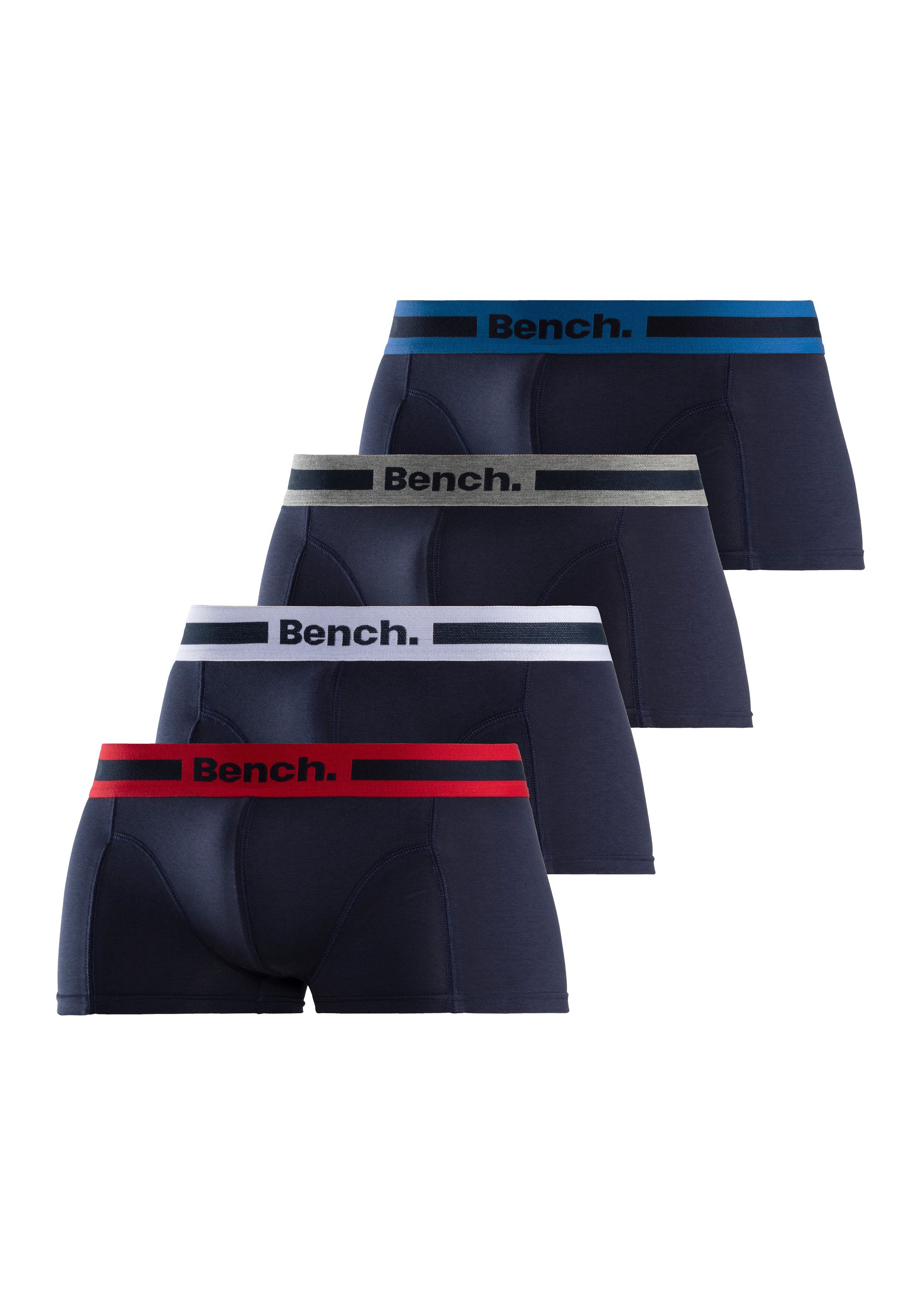 Bench. Boxershorts (Packung, Hipster-Form navy-grau-meliert, mit navy-weiß navy-rot, navy-blau, 4-St) Overlock-Nähten vorn in