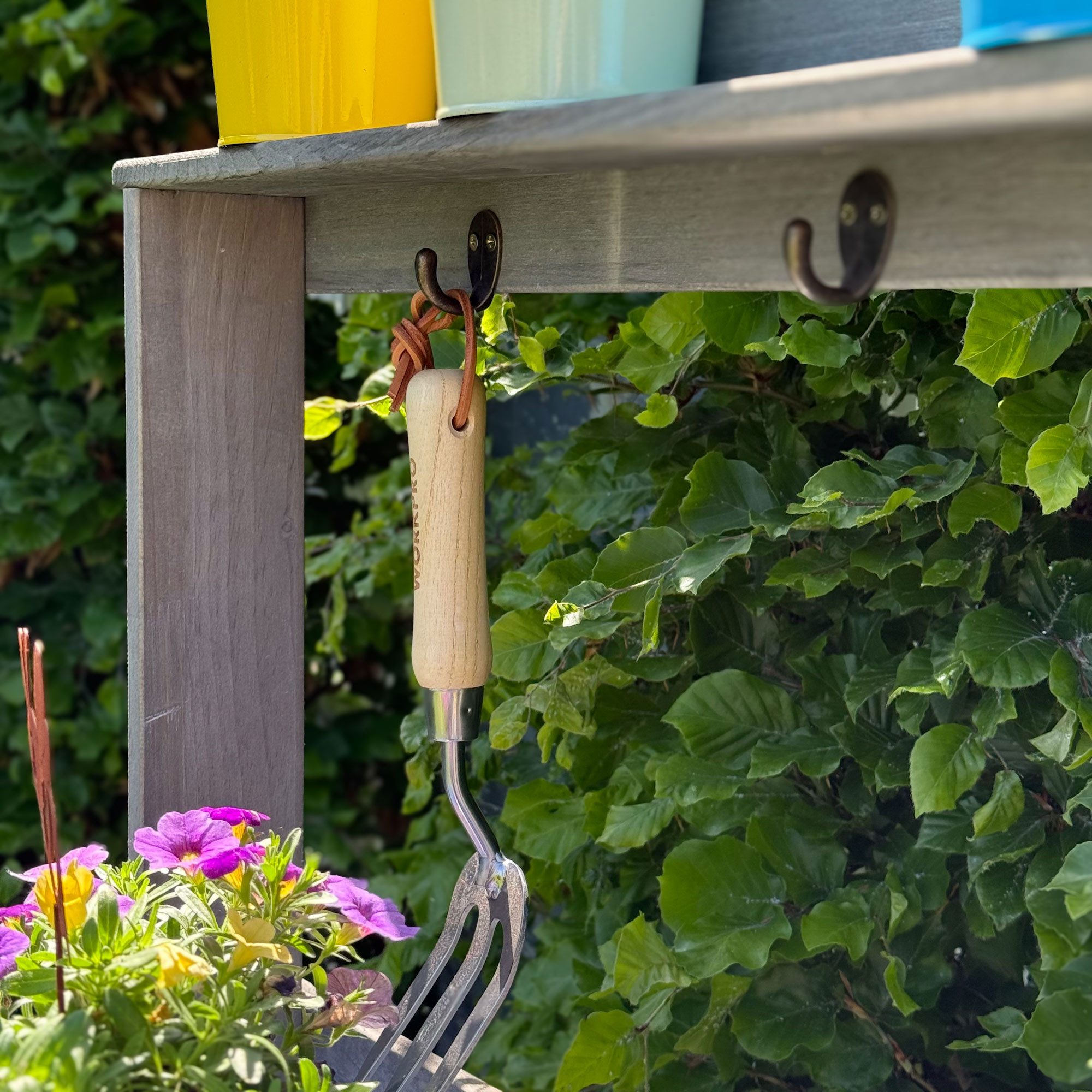 UNUS GARDEN Pflanztisch Pflanztisch Outdoor für den Garten (1-St., 78 x 36 x 131 cm (LxBxH), Pflanztisch aus Holz mit verzinkter Arbeitsplatte