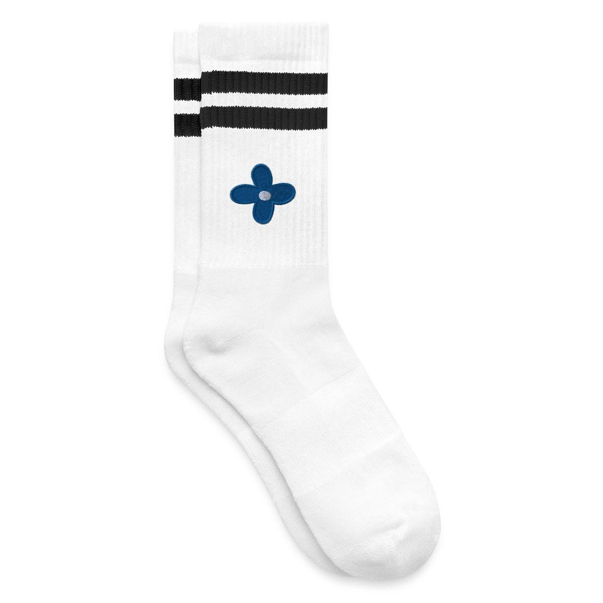 Spreadshirt Socken Blaue Blume Bestickt, Frühlingsblühte Gestreifte Tennissocken (1-Paar)