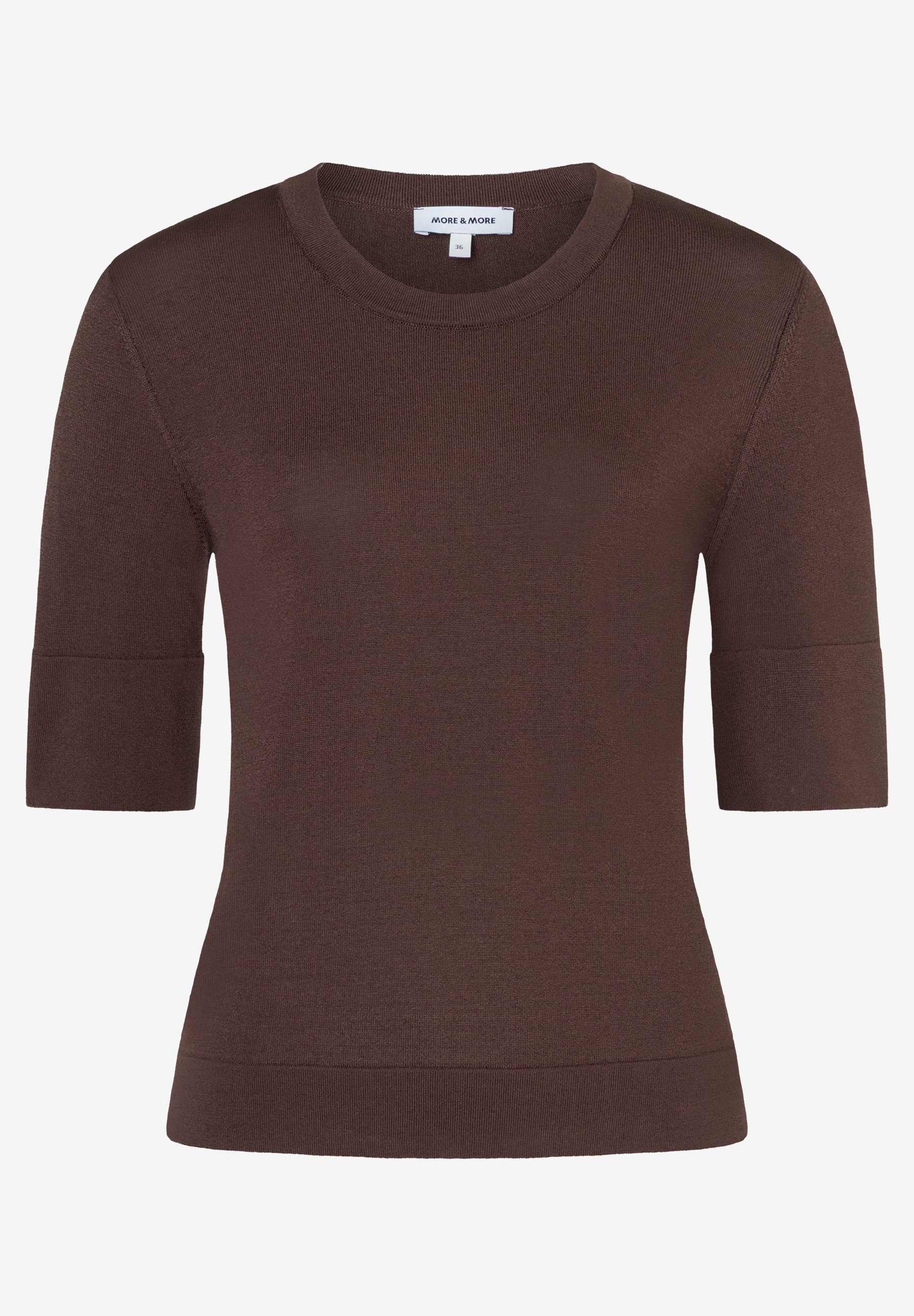 MORE&MORE Pullover & Shorts