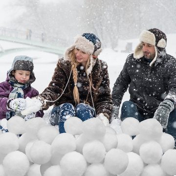 Bestlivings Dekokugel Snow, Künstliche Schneebälle (ca. 140 Stück) Schneball weiß - Ø4-5cm - zum Basteln, Winterdekoration, weiße Kunstschneebälle im Set, Kindergeburtstag