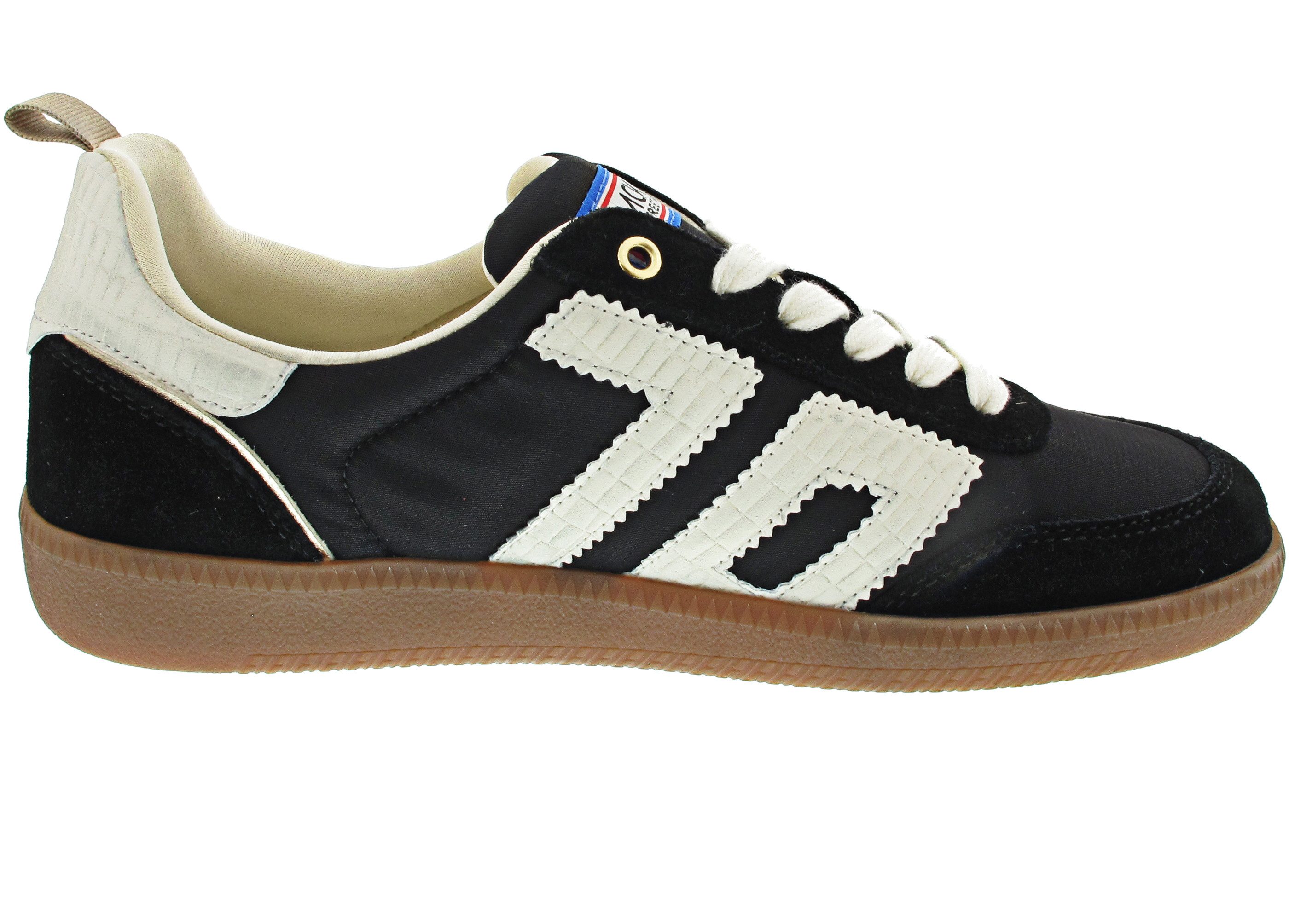 Back 70 Sneaker