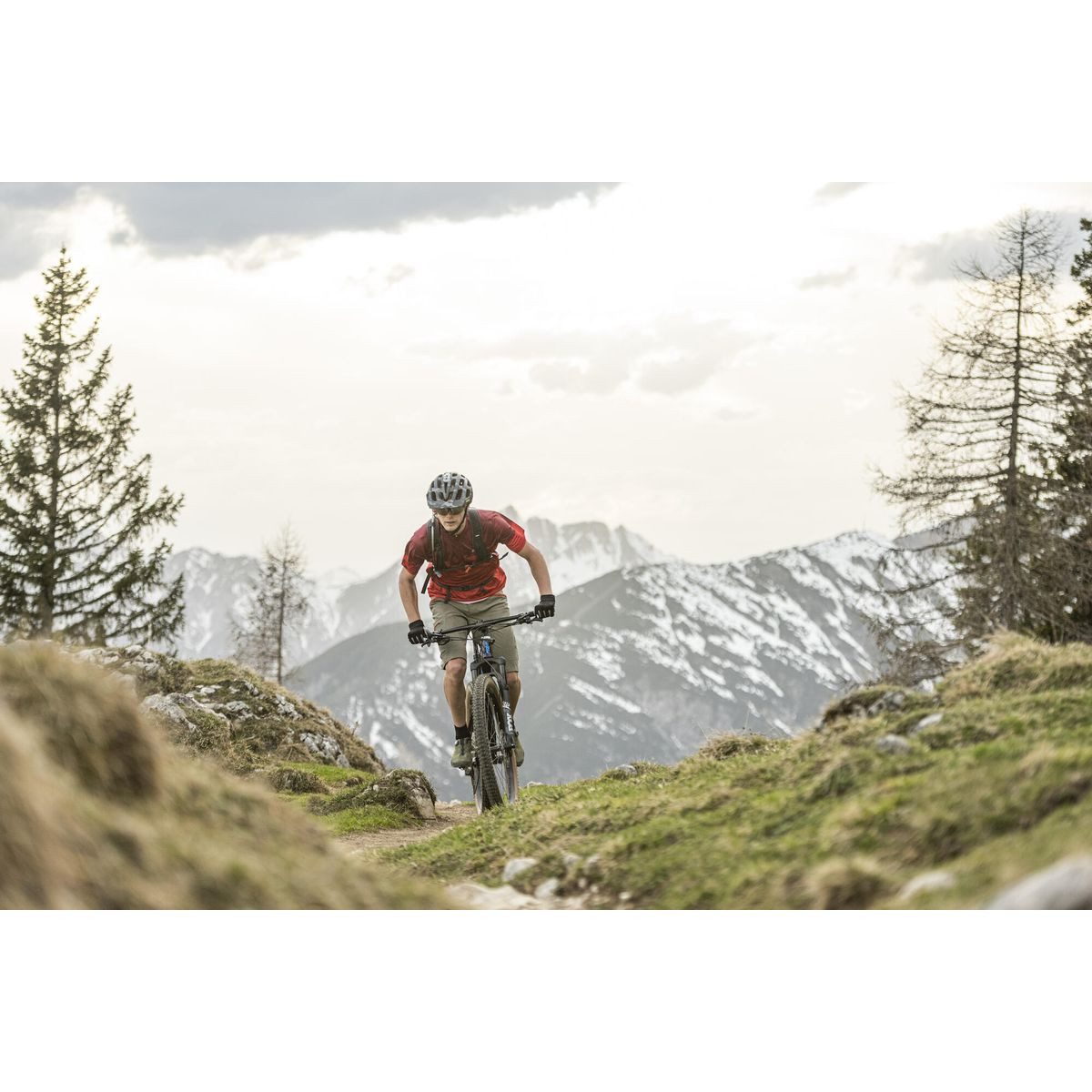 Löffler Fahrradhose Men Bike Shorts Pyce-g CSL Wasser- und schmutzabweisende Bike Shorts aus leichtem und schnell
