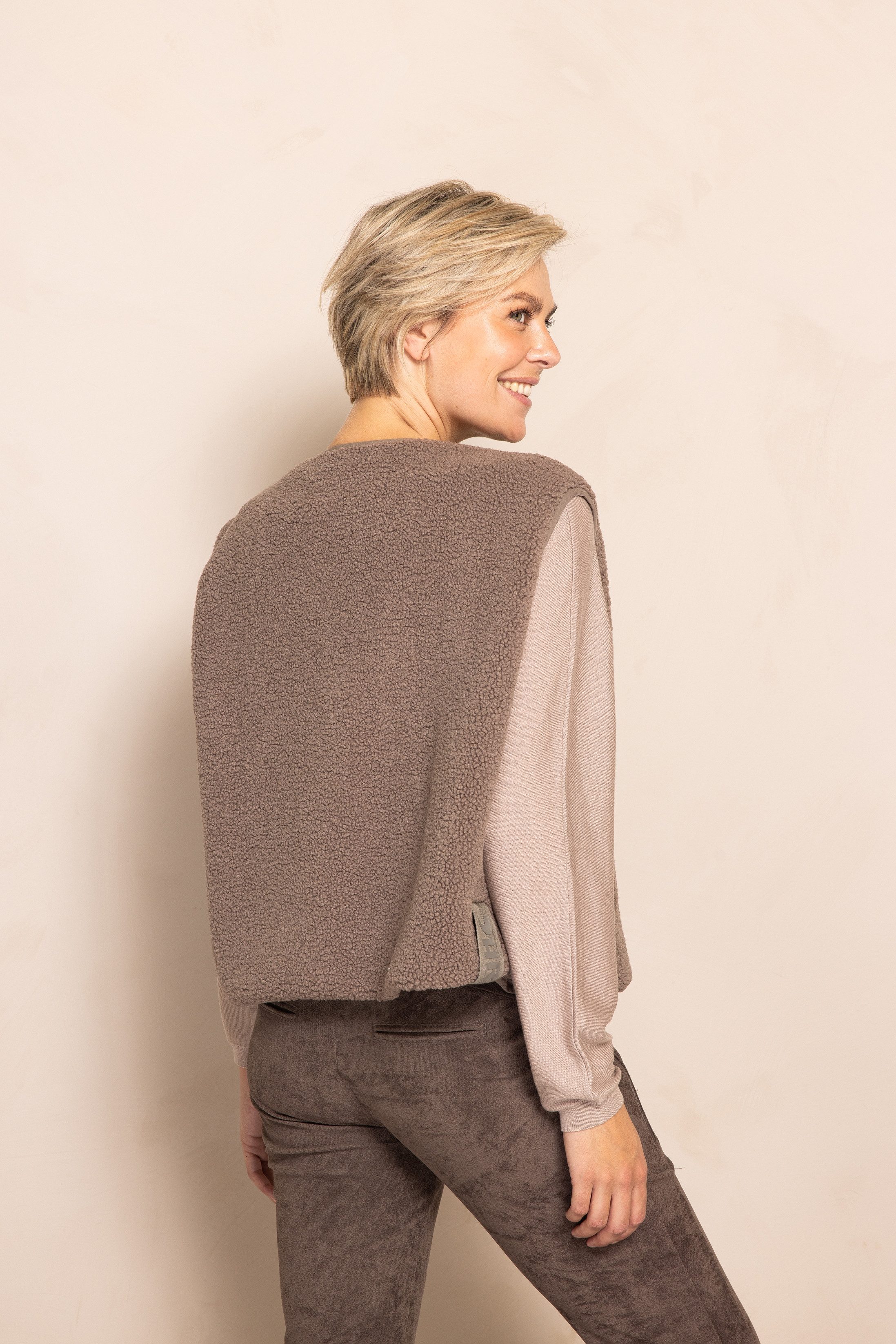 Zhrill Kurzweste ZHEREN unifarben, casual, bequem günstig online kaufen