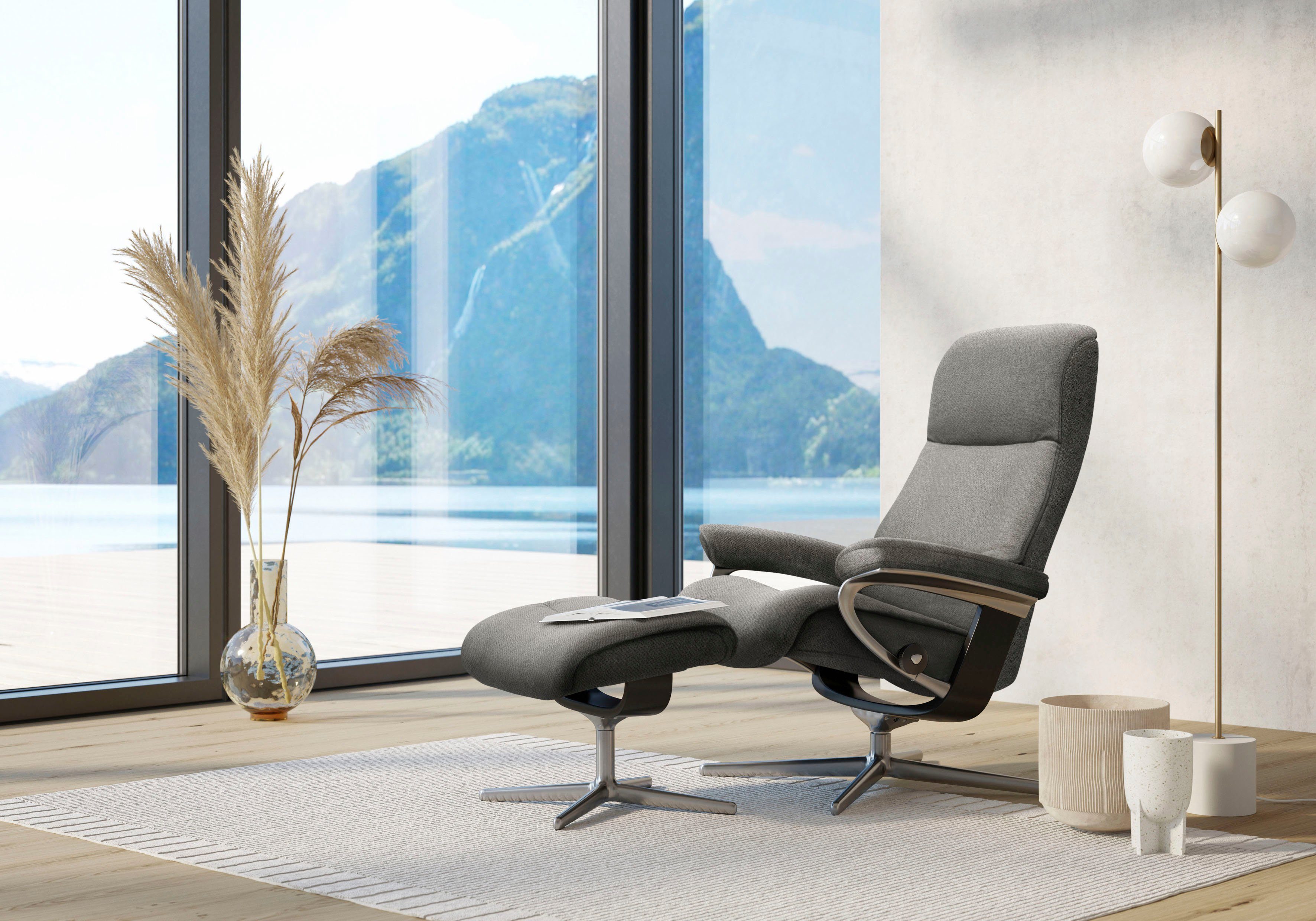 Stressless® Relaxsessel View, mit Cross Base, Größe S, M & L, Holzakzent  Schwarz