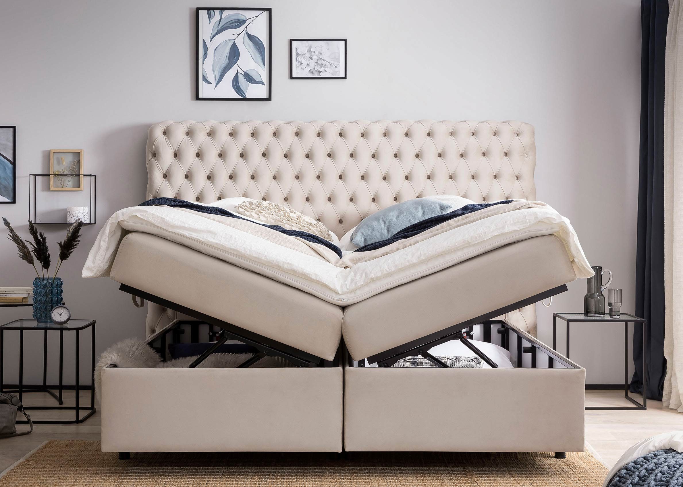 BettCo Stauraumbett Boxspringbett mit Bettkasten Valencia (in Creme Velours, 140 x 200 cm), Chesterfield Design, Schwebeoptik Füße, Topper optional