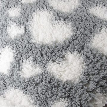 Wohndecke Kuscheldecke aus Polyester in Lammfelloptik ca. 150x200 cm, VIVA, mit Herzmotiv