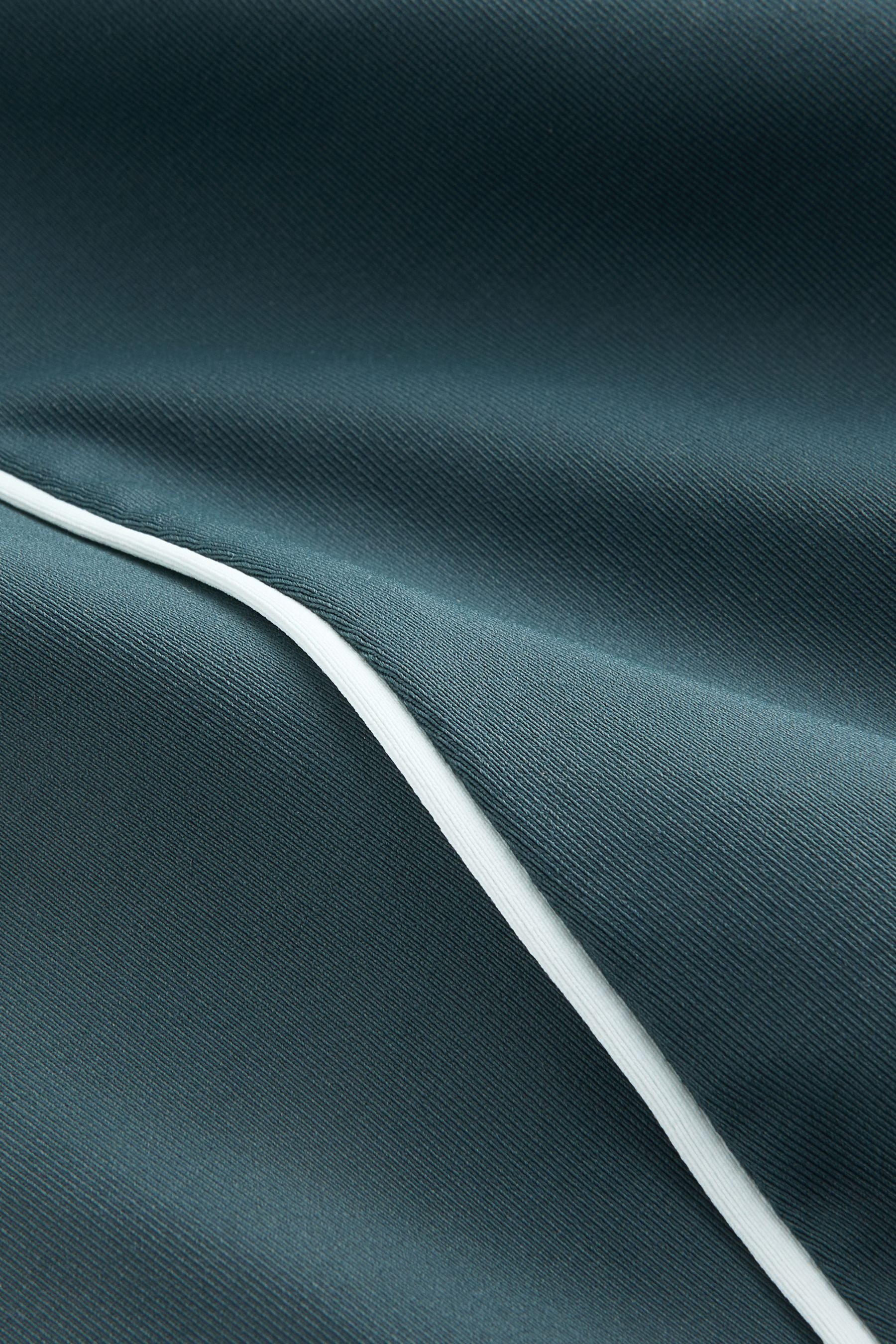 Next Badeanzug Hochgeschlossener, bauchformender Active Badeanzug (1-St) günstig online kaufen