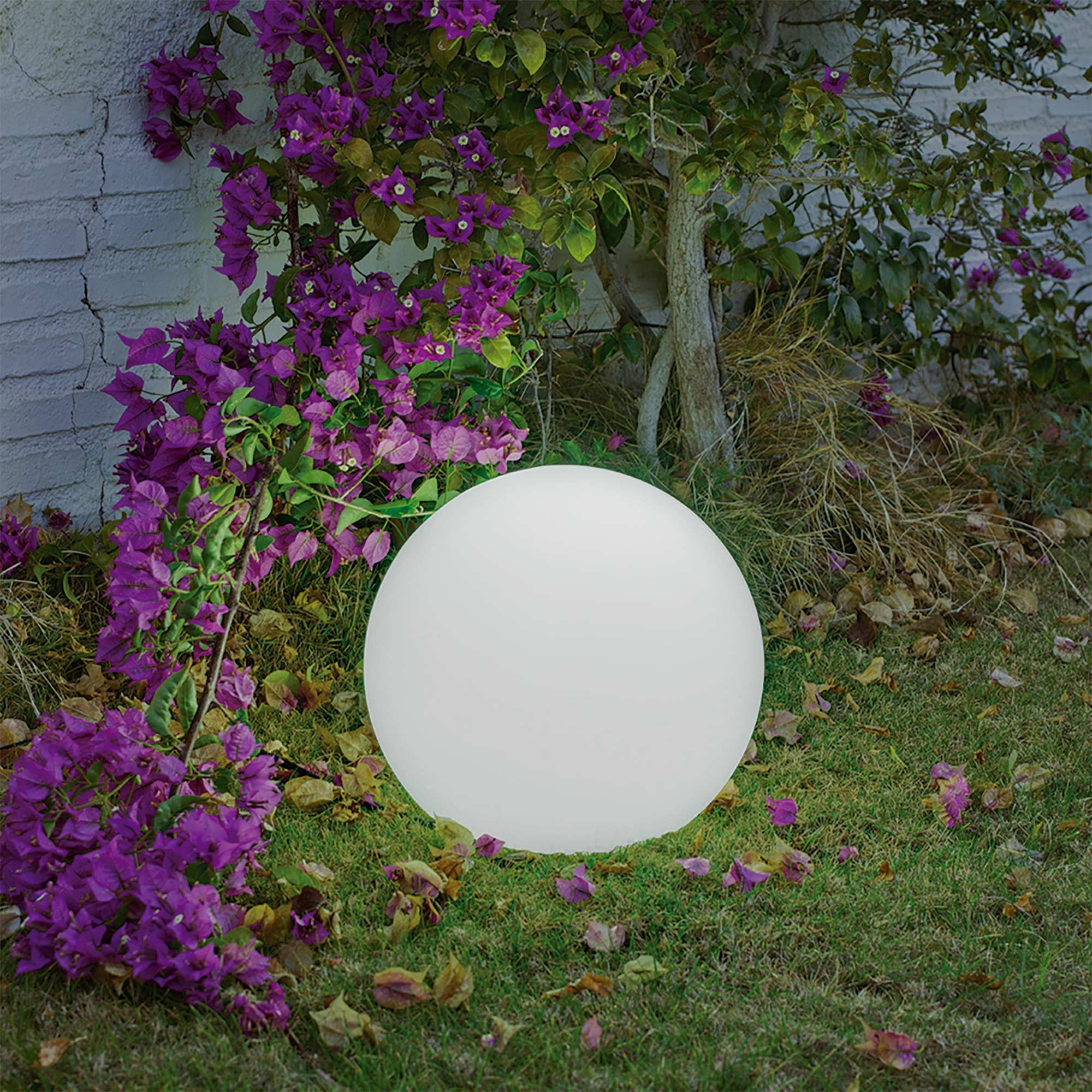New Garden Gartenleuchte LED-Kugelleuchte, Solar oder Kabel, IP65, Buly, Kaltweiß, 256 Farben & 2 Weißtöne, Bunt RGBW oder Kaltweiß, mit Kabel oder Solar/Akku