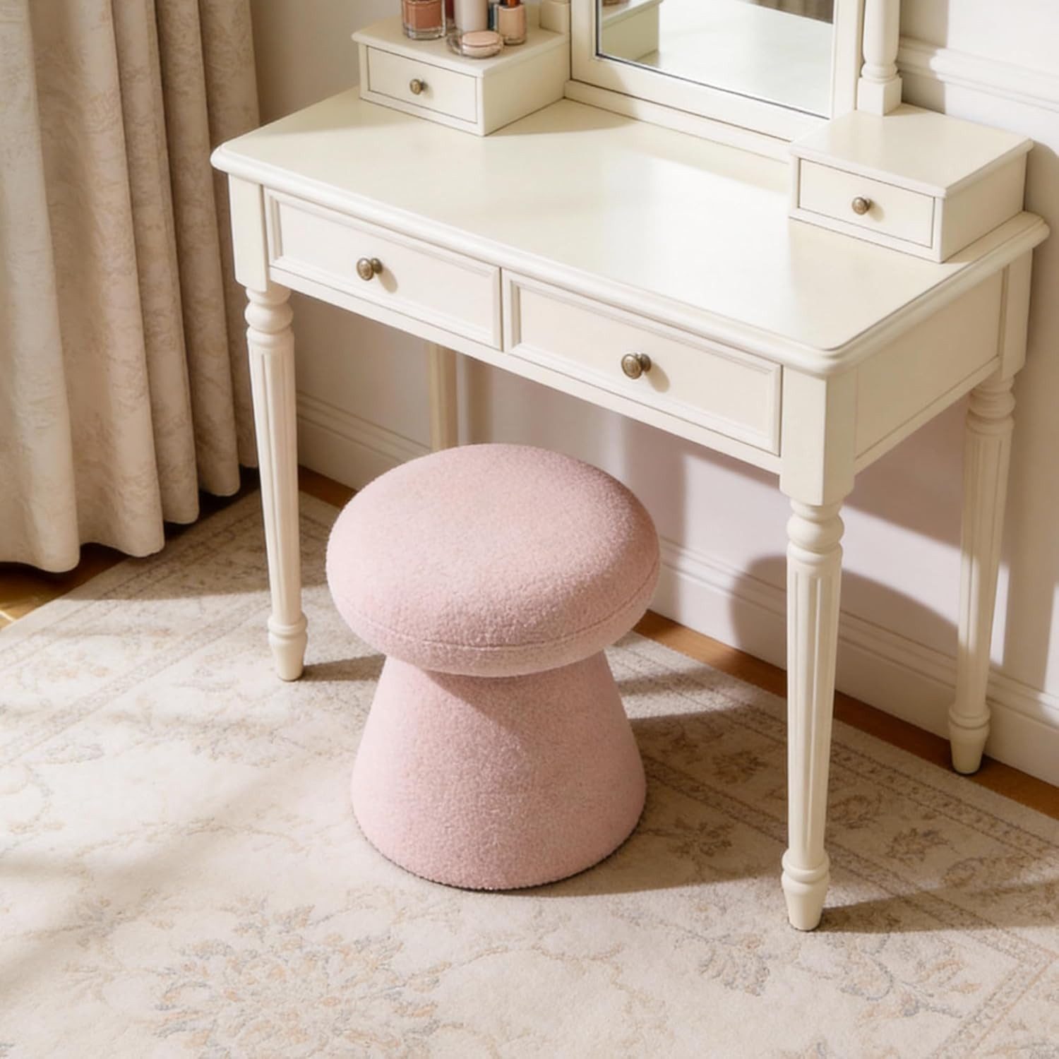 DEKKETO Hocker 360° Drehbarer Teddy-Pilz-Hocker als Schminktischhocker & Fußhocker (1 St), Bequemer Polsterhocker für Schlafzimmer, Ankleidezimmer & Wohnzimmer