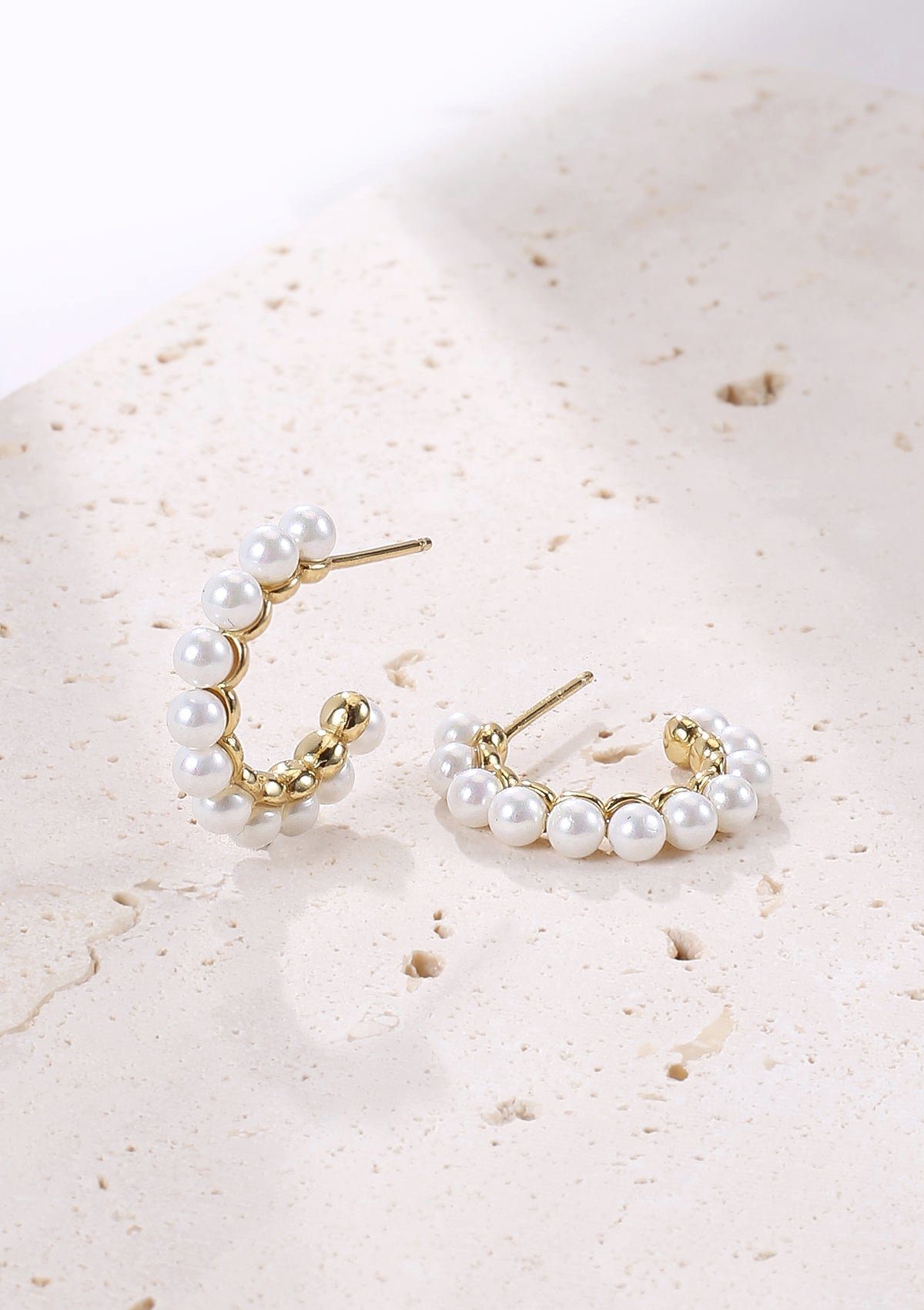 Hey Happiness Perlenohrringe Offene Creolen Silber 925 Damen, Silber Ohrstecker Weiße Süßwasserperlen, Brautschmuck