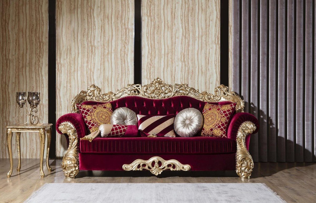 Casa Padrino Sofa Luxus Barock Sofa Bordeauxrot / Gold 244 x 95 x H. 123 cm - Prunkvolles Wohnzimmer Sofa mit dekorativen Kissen - Barock Wohnzimmer Möbel