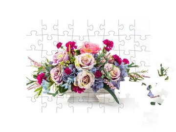 puzzleYOU Puzzle Blumenstrauß aus Rosen, Hortensien, Beeren, 48 Puzzleteile, puzzleYOU-Kollektionen Blumen-Arrangements