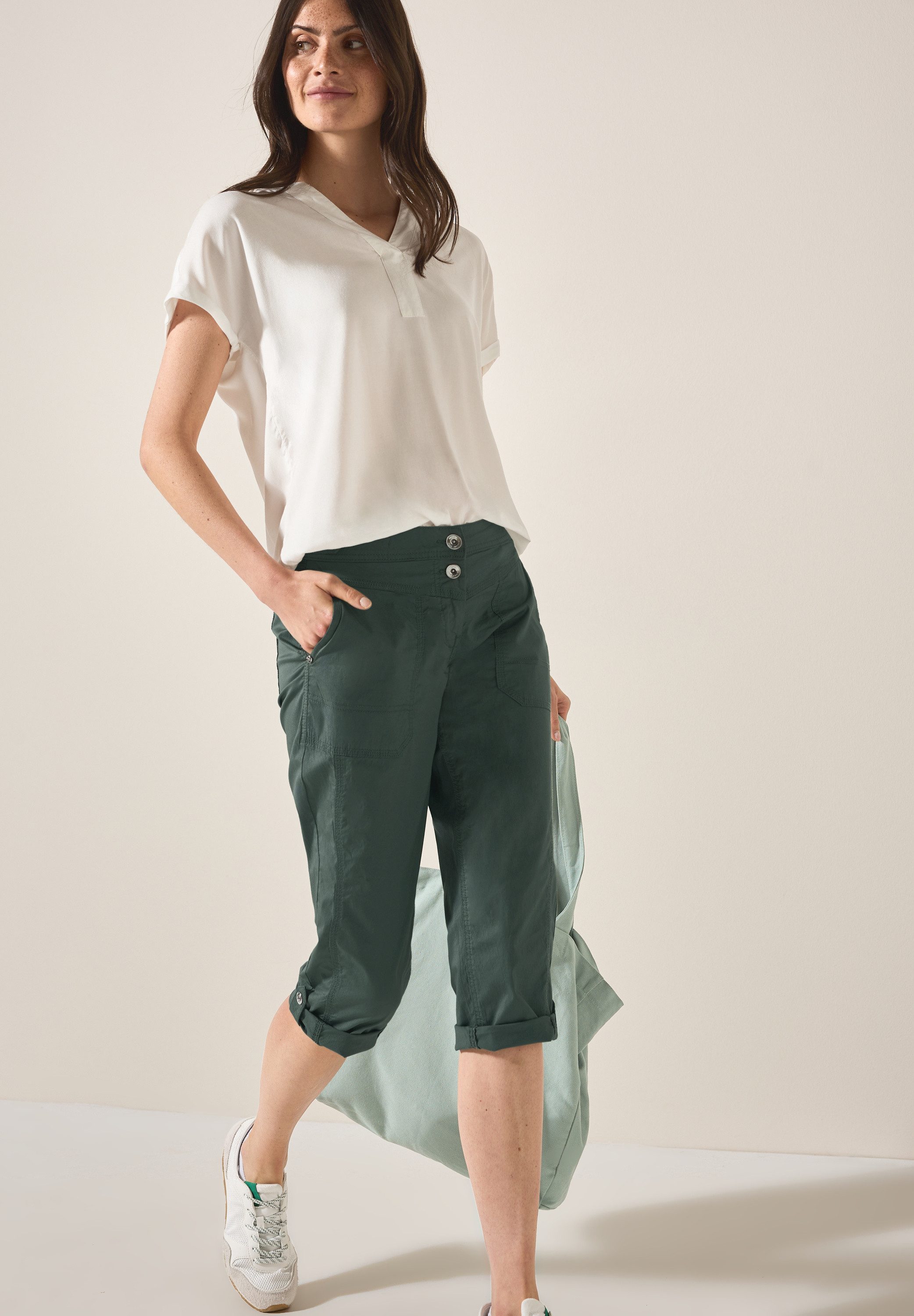 CECIL Caprihose Style New York Sommerhose mit Knopfdetails am Bund