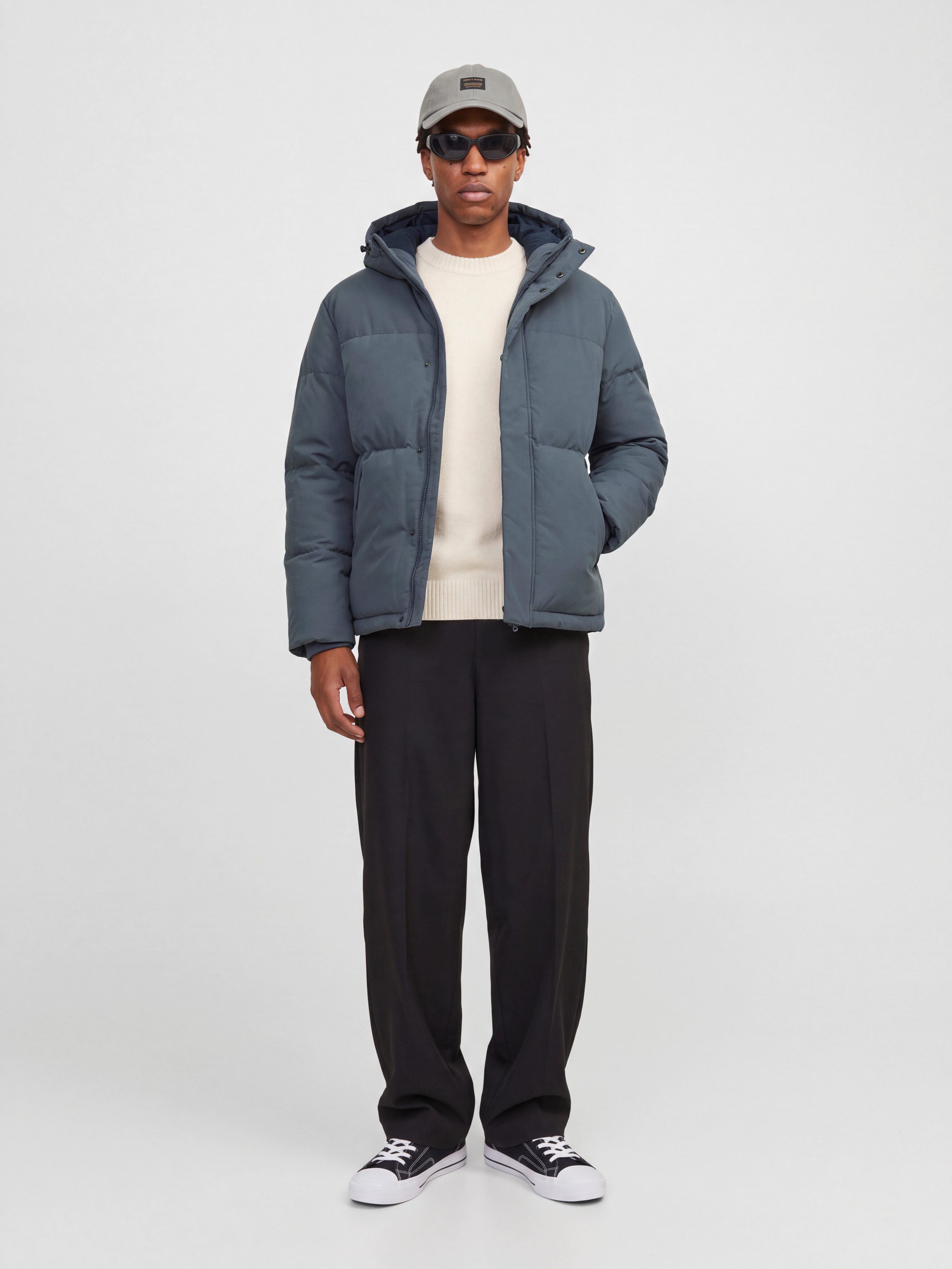 Jack & Jones Steppjacke JJESOHO PUFFER HOOD AW26 SN Kunstfaser, regular fit – Bild 2 von 5