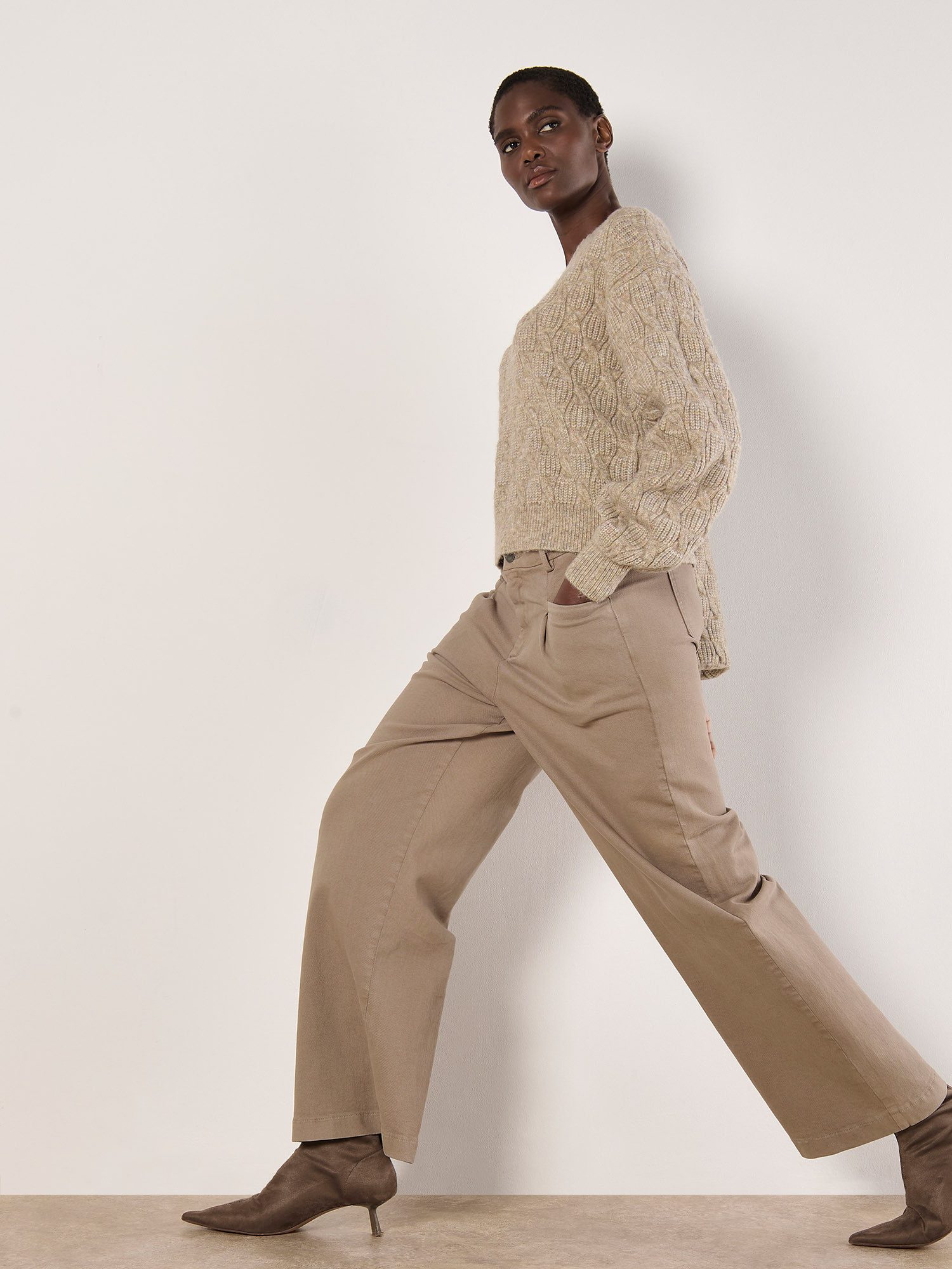 Apricot Strickpullover Zopfstrick-Pullover mit Farbtupfer günstig online kaufen