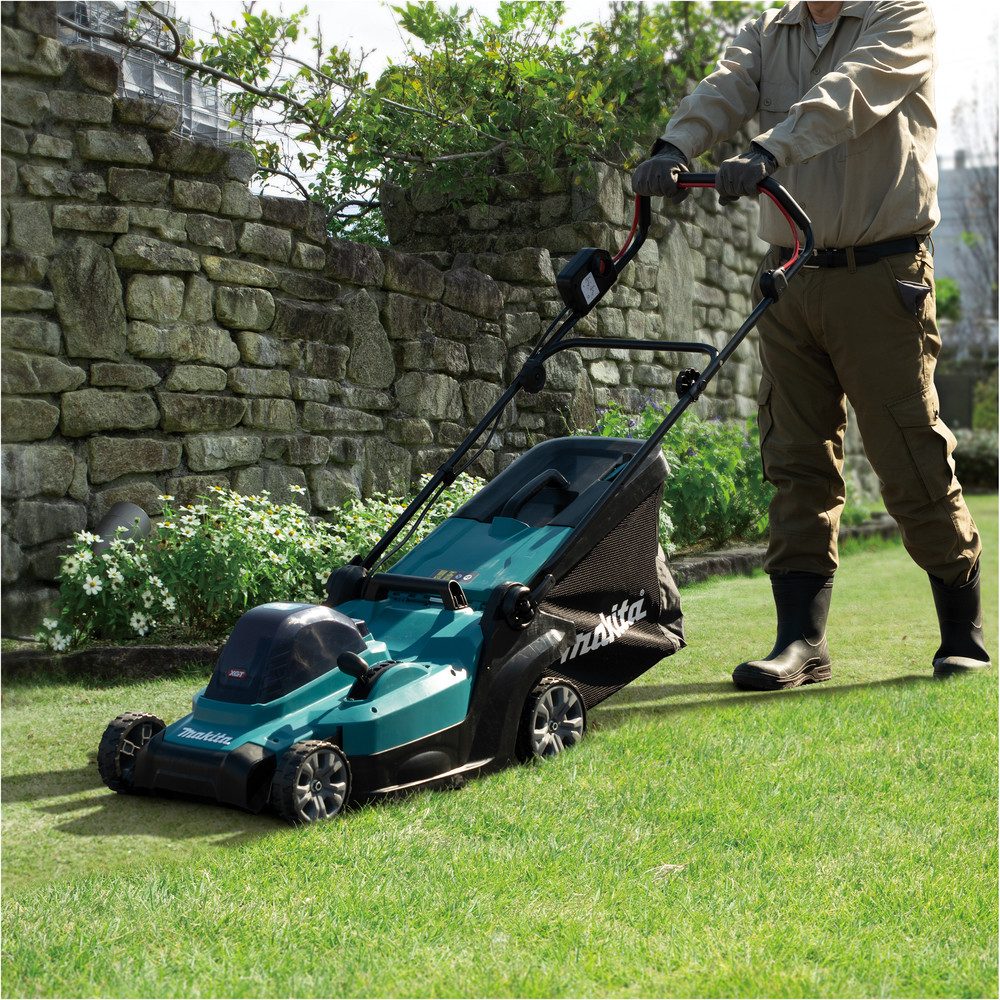 Makita Akkurasenmäher »LM004GZ« 40V max., 43 cm, 50 l, ohne Akku und Ladegerät, leistungsstark, viel Power und das abgasfrei und besonders leise