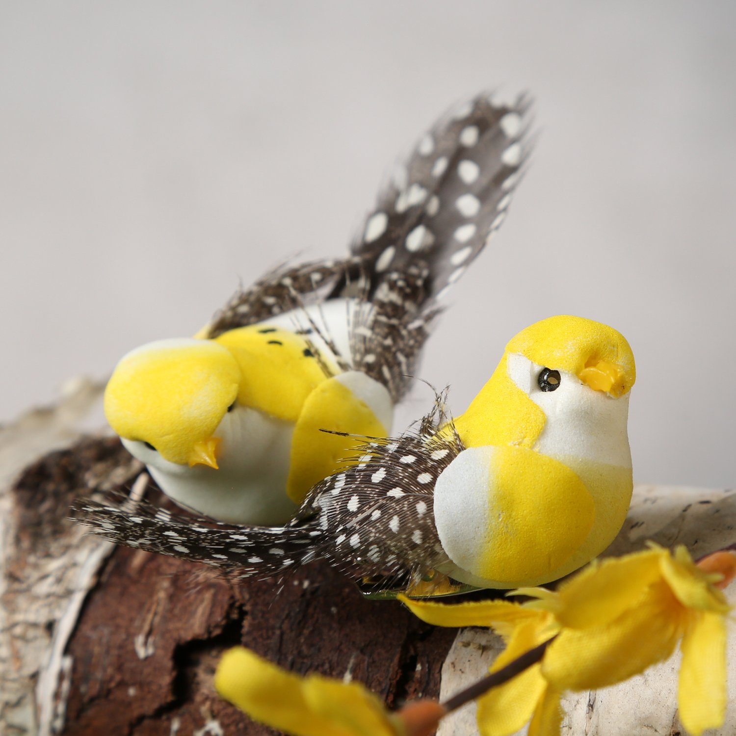MARELIDA Tierfigur Mini Deko Vögel mit Federn Klammer Frühling Osterdeko 2,5cm gelb 2St. (2 St)