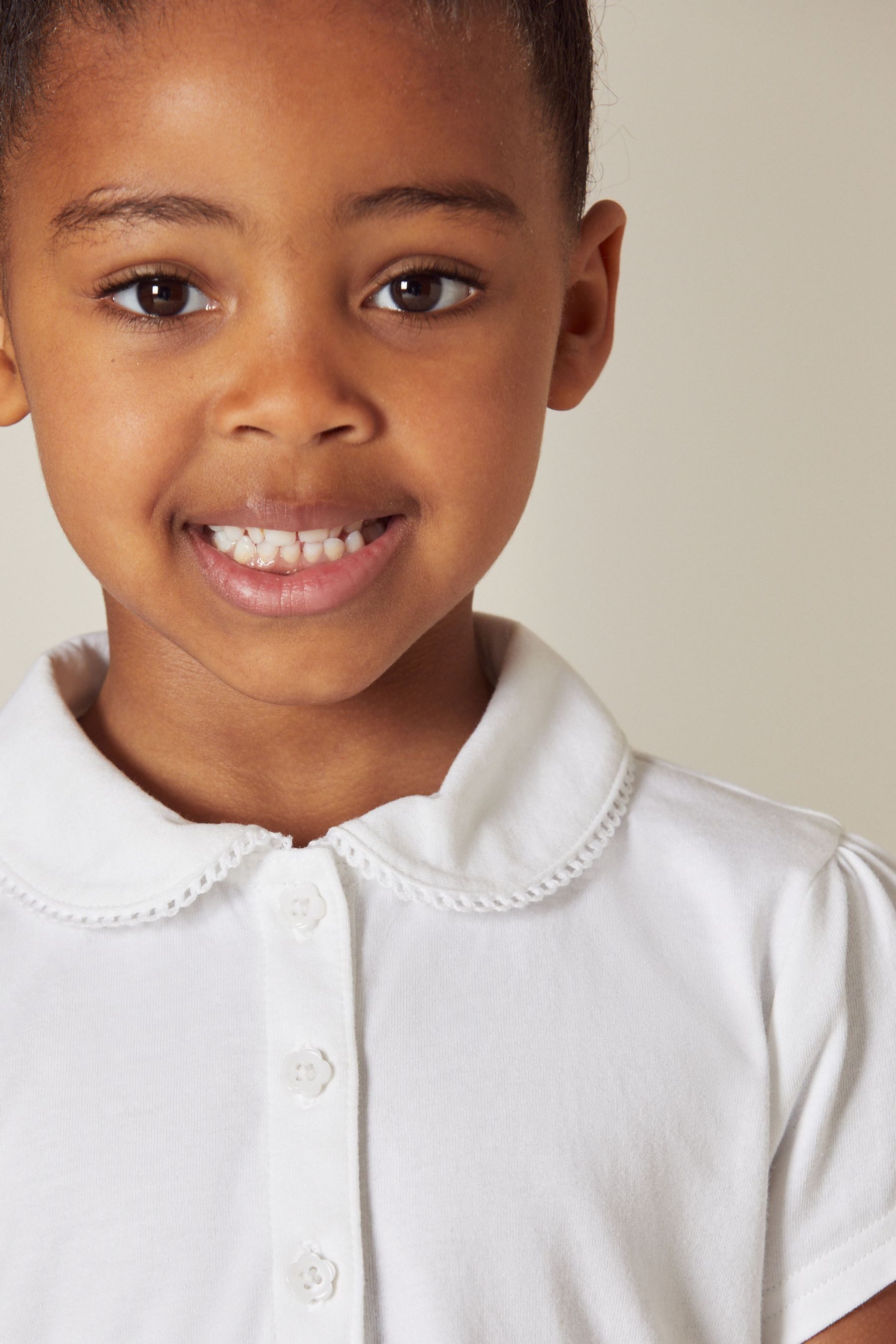 Next Karokleid Schulkleid mit kariertem Rock (1-tlg)